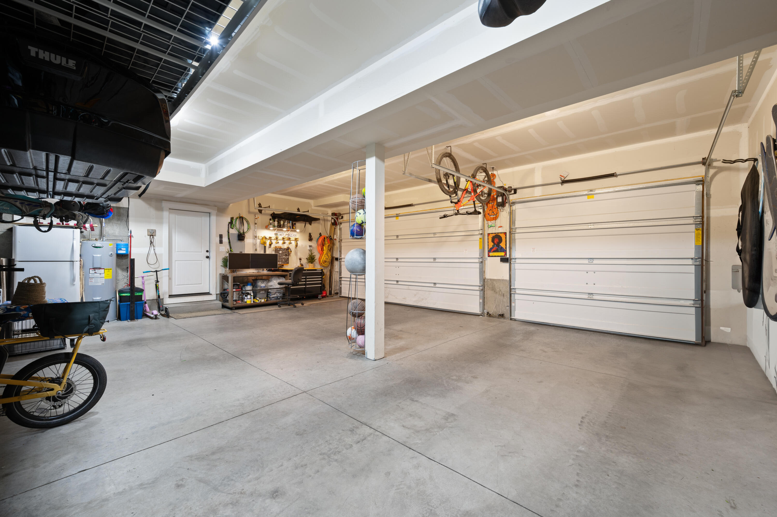 2447 SW Valleyview Drive