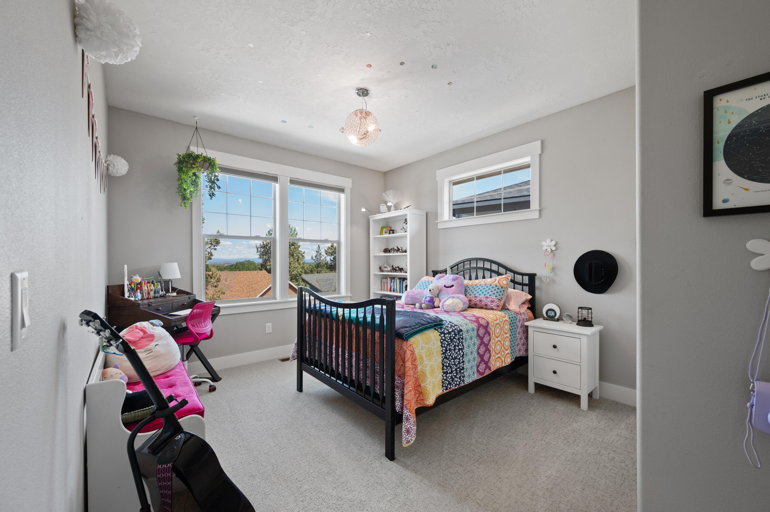 2447 SW Valleyview Drive