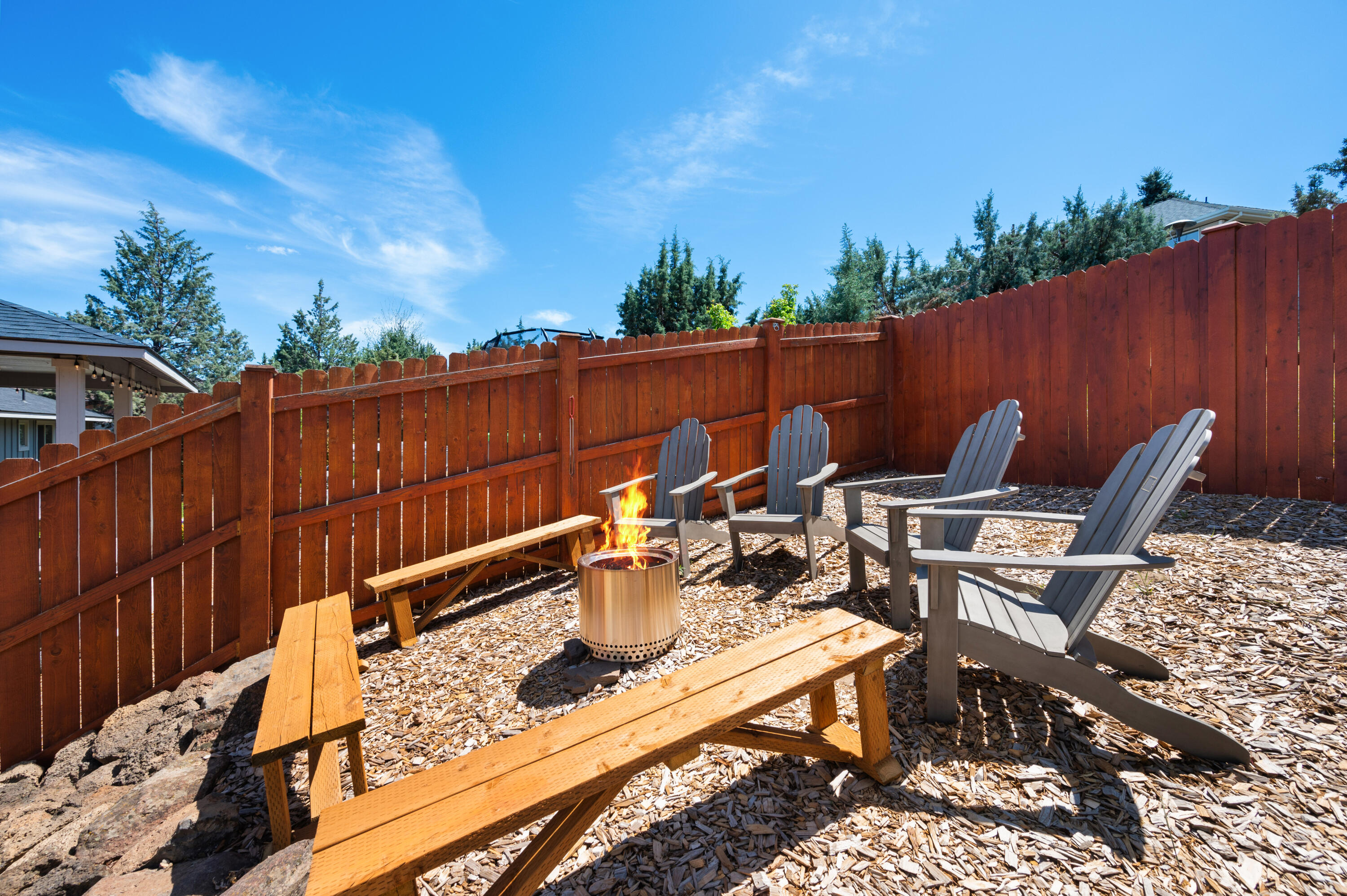 2447 SW Valleyview Drive