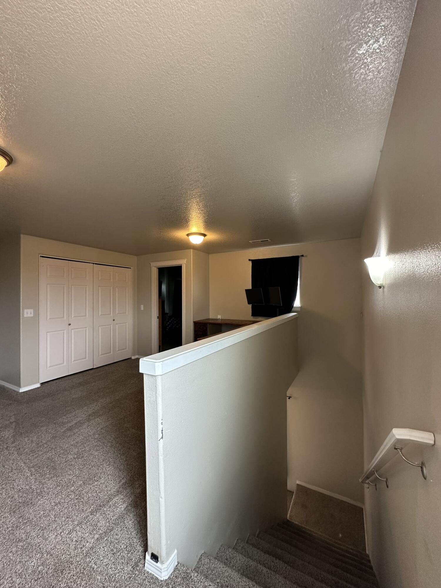 288 SE Leisek Way