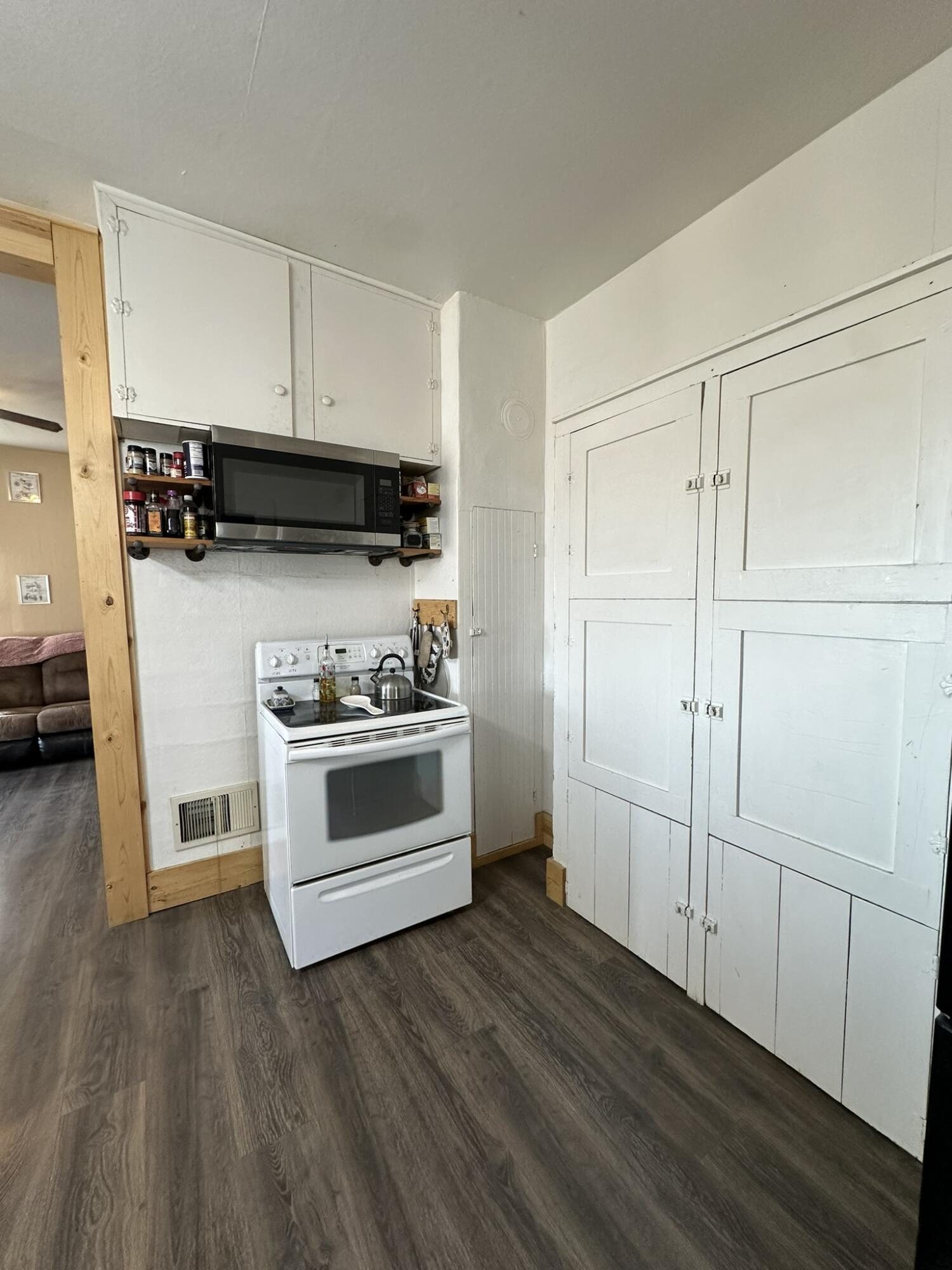 31 3rd Street