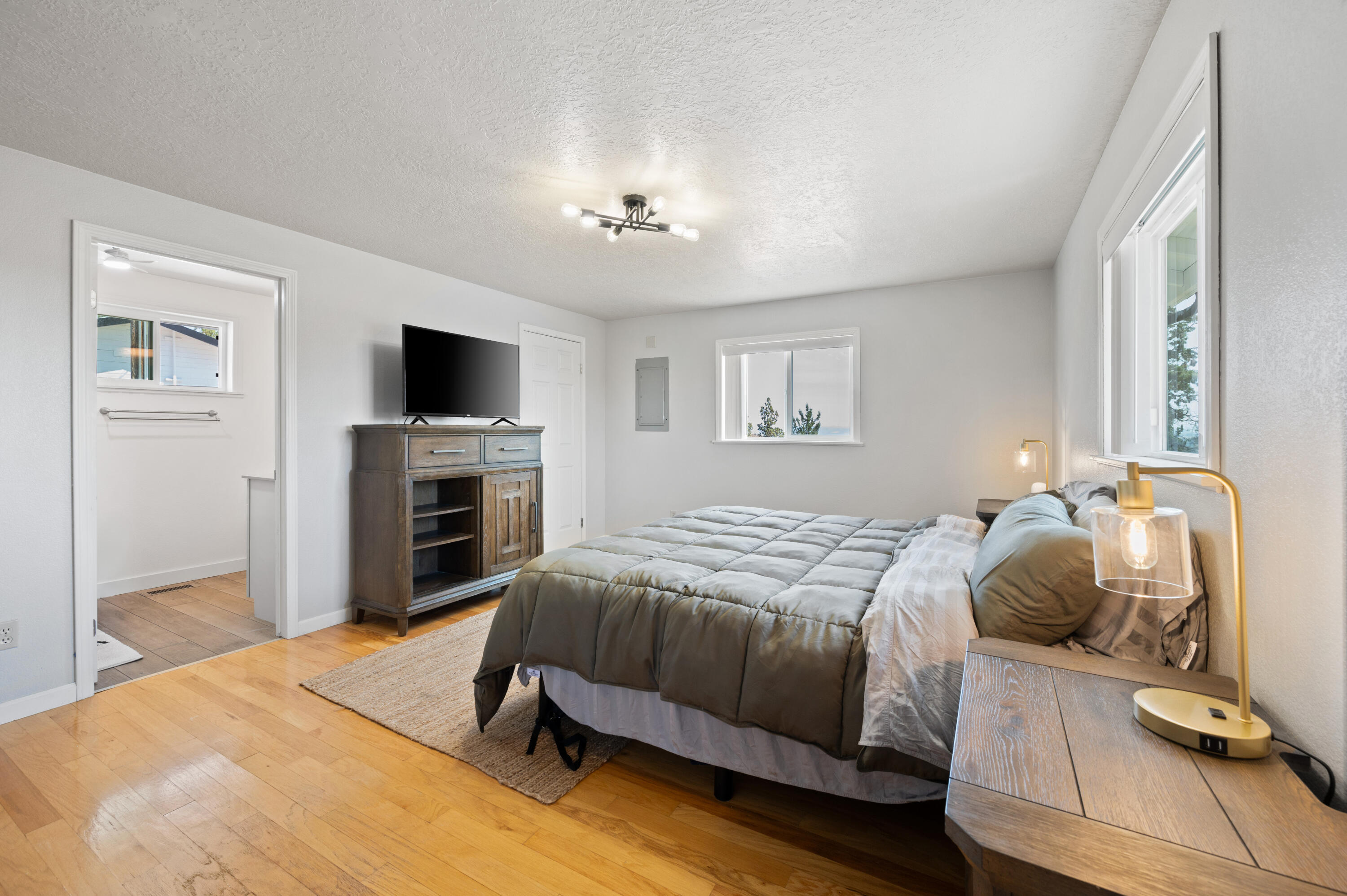 13033 Grizzly Mt Road