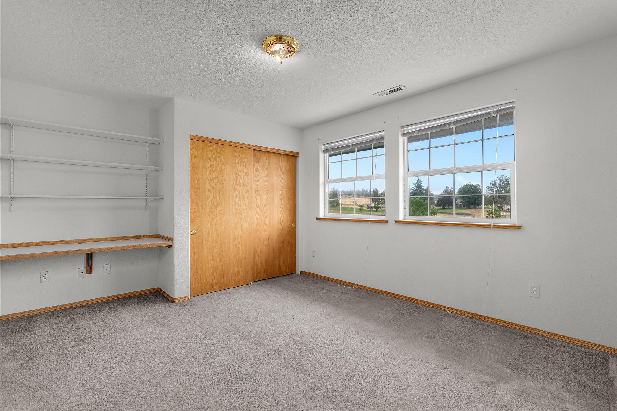 2763 NE Sunrise Trail