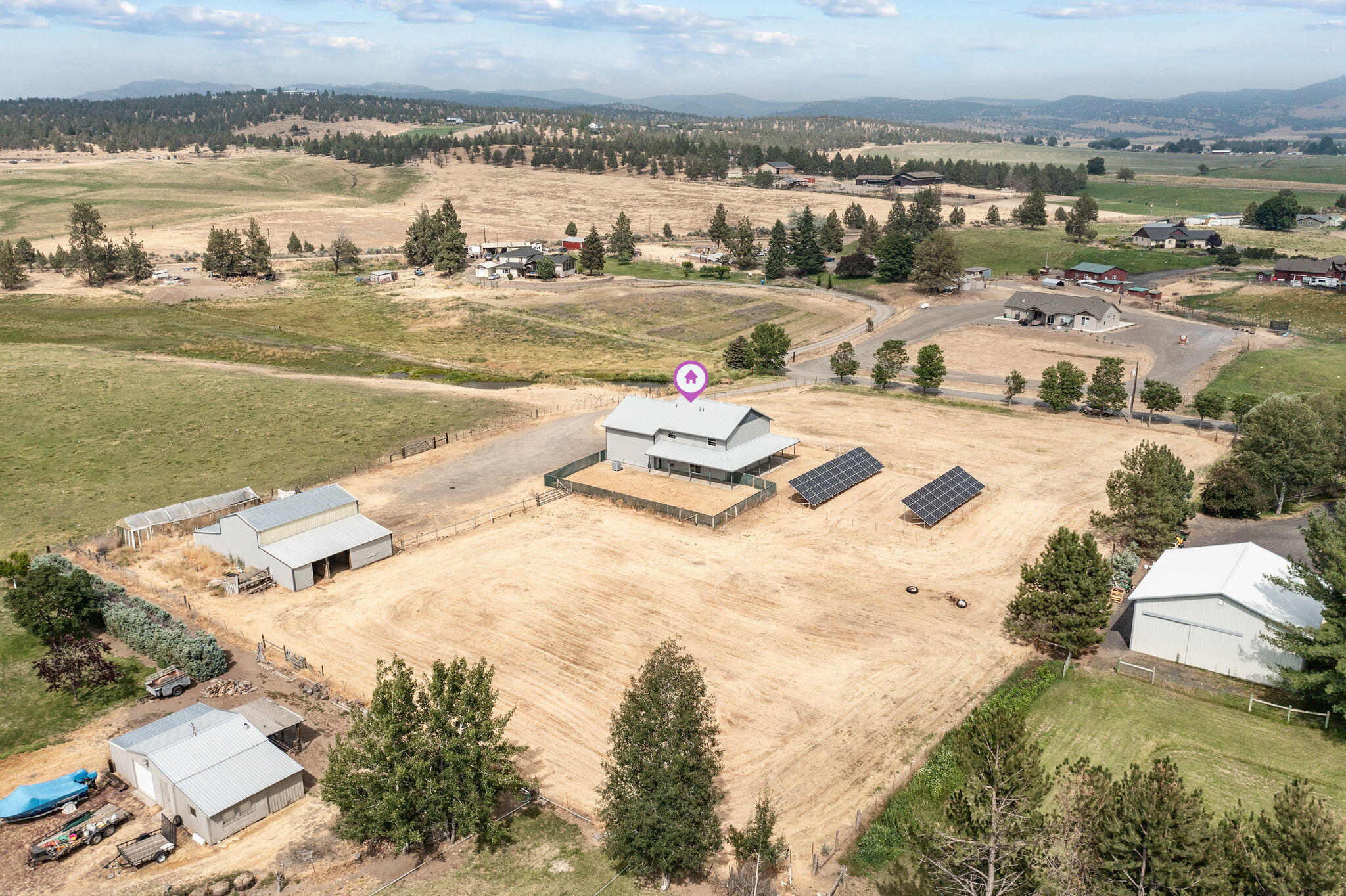 2763 NE Sunrise Trail