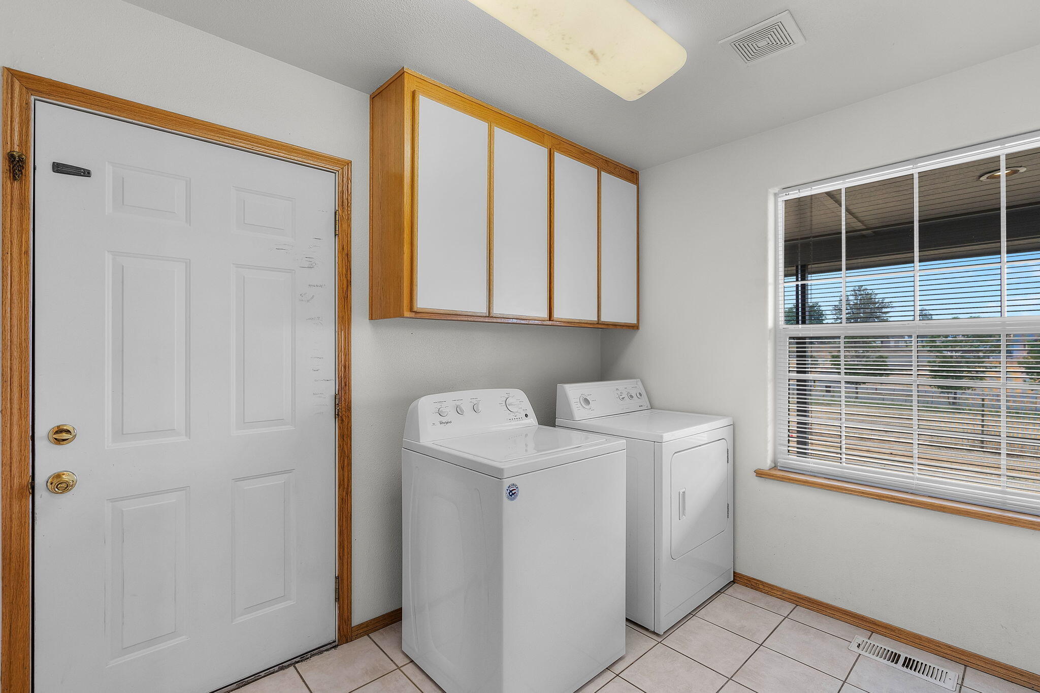 2763 NE Sunrise Trail