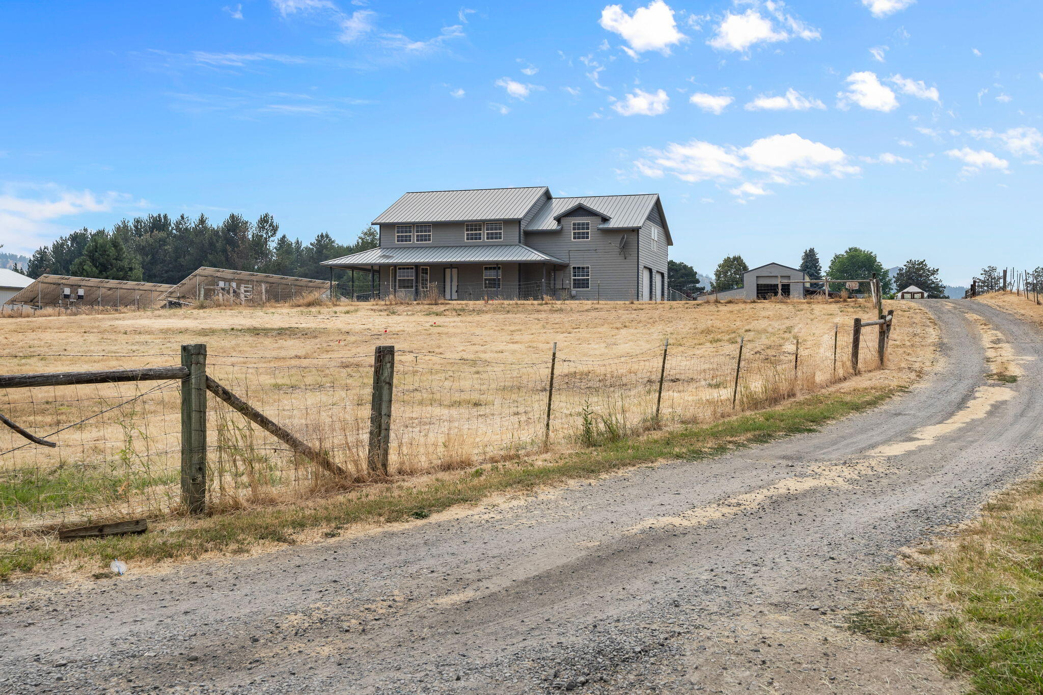 2763 NE Sunrise Trail