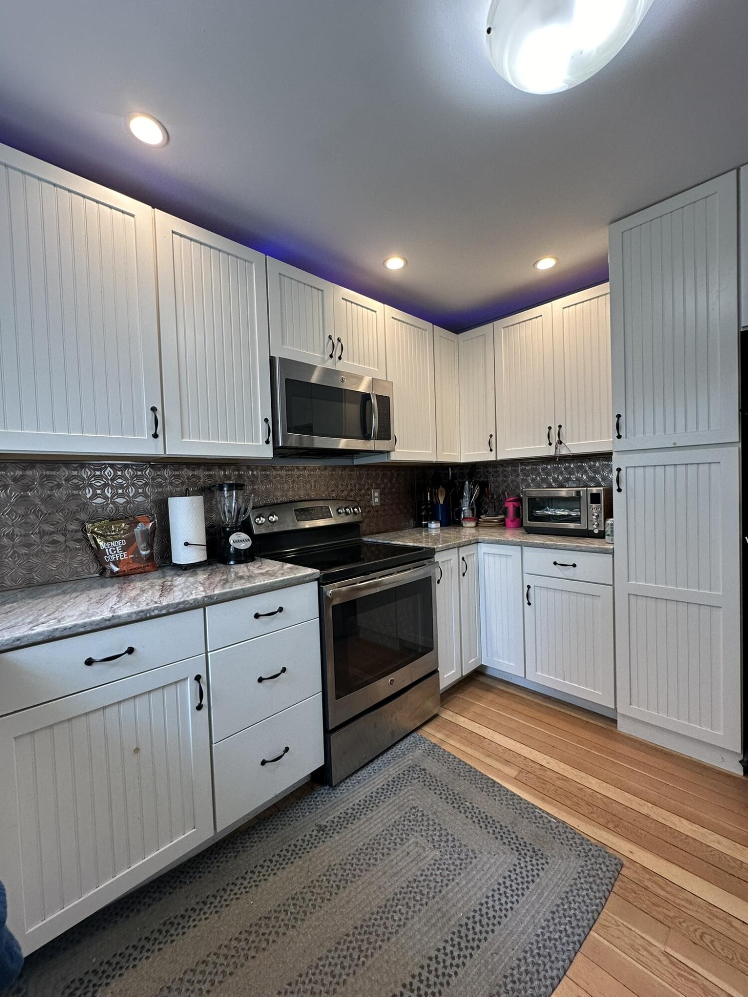 321 SE 8th Street