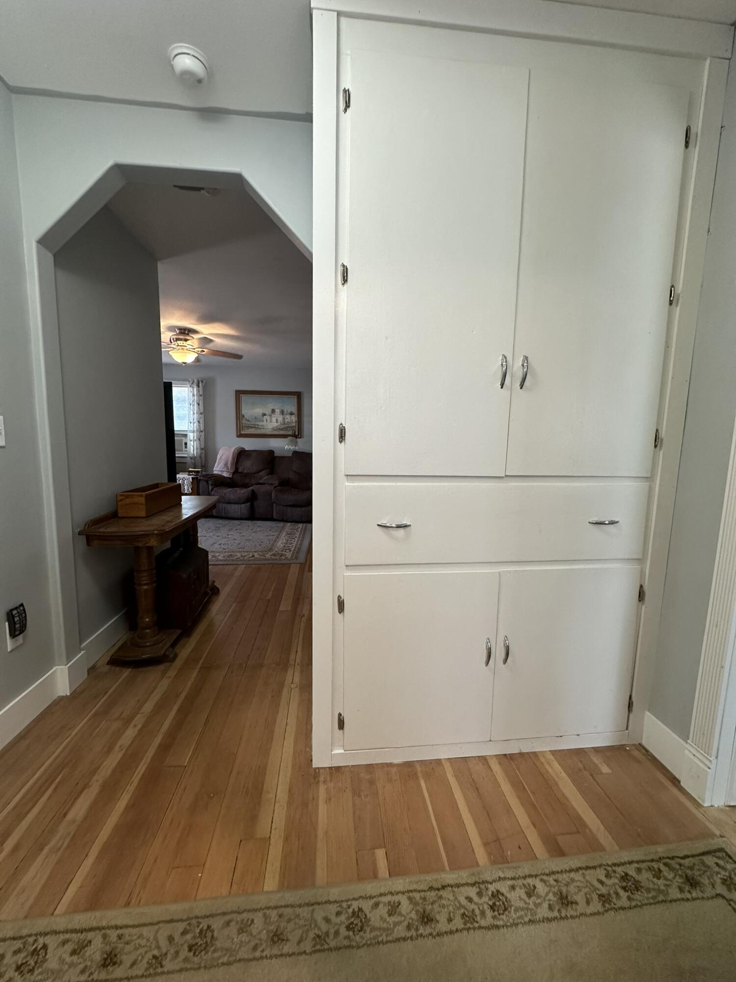 321 SE 8th Street