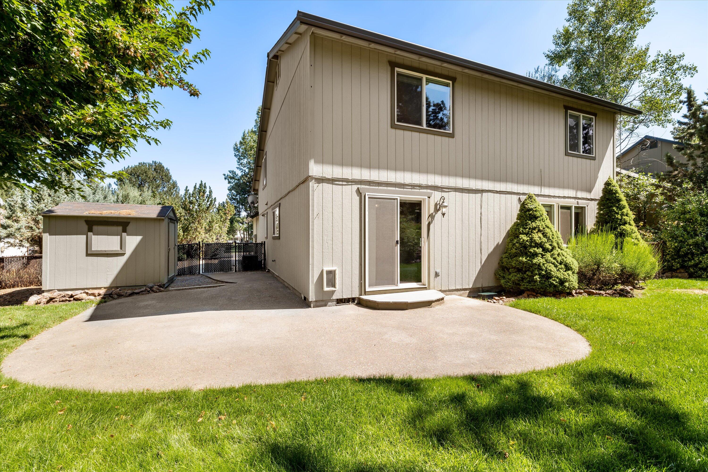 3865 SW Ben Hogan Drive