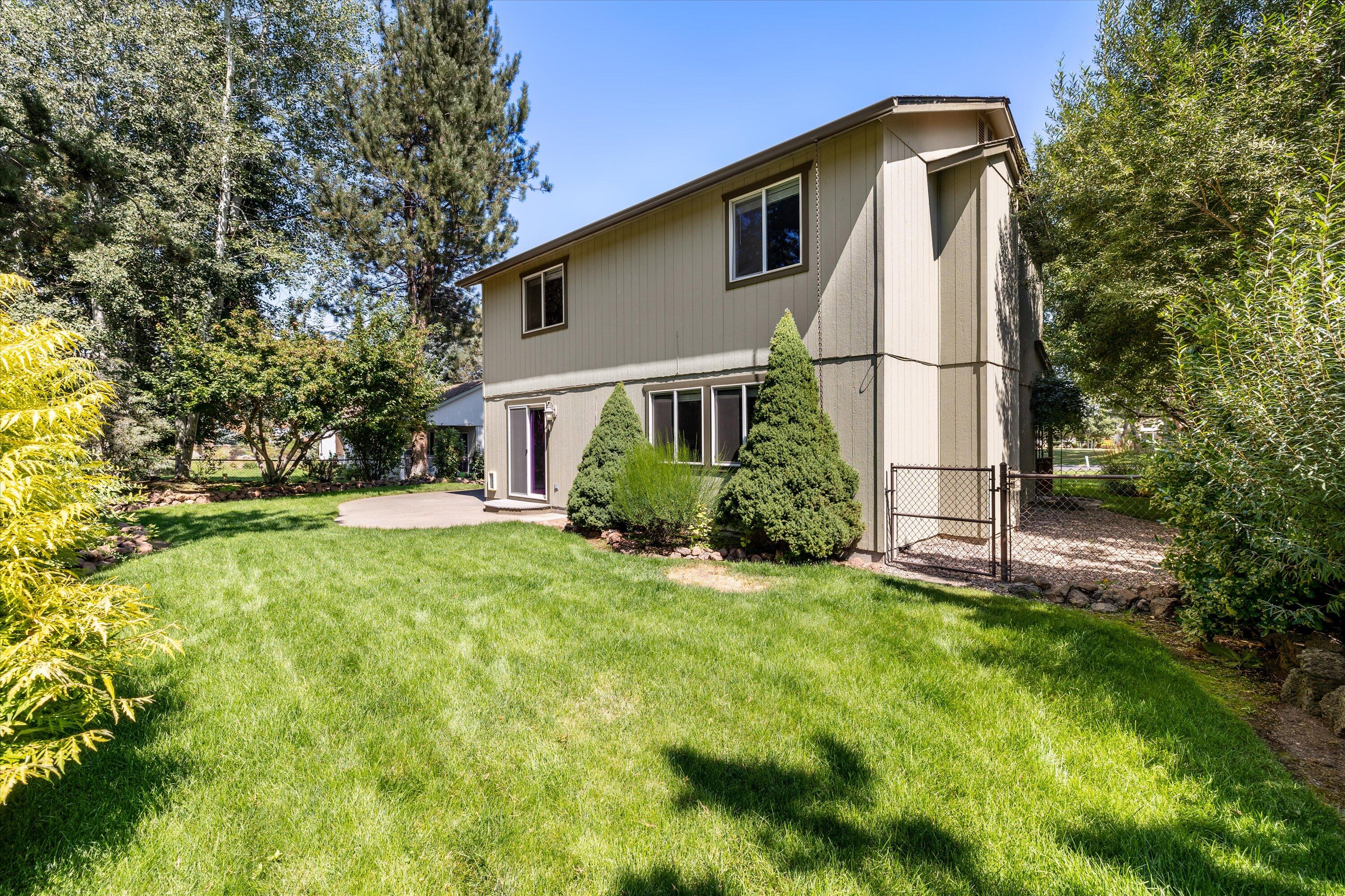 3865 SW Ben Hogan Drive