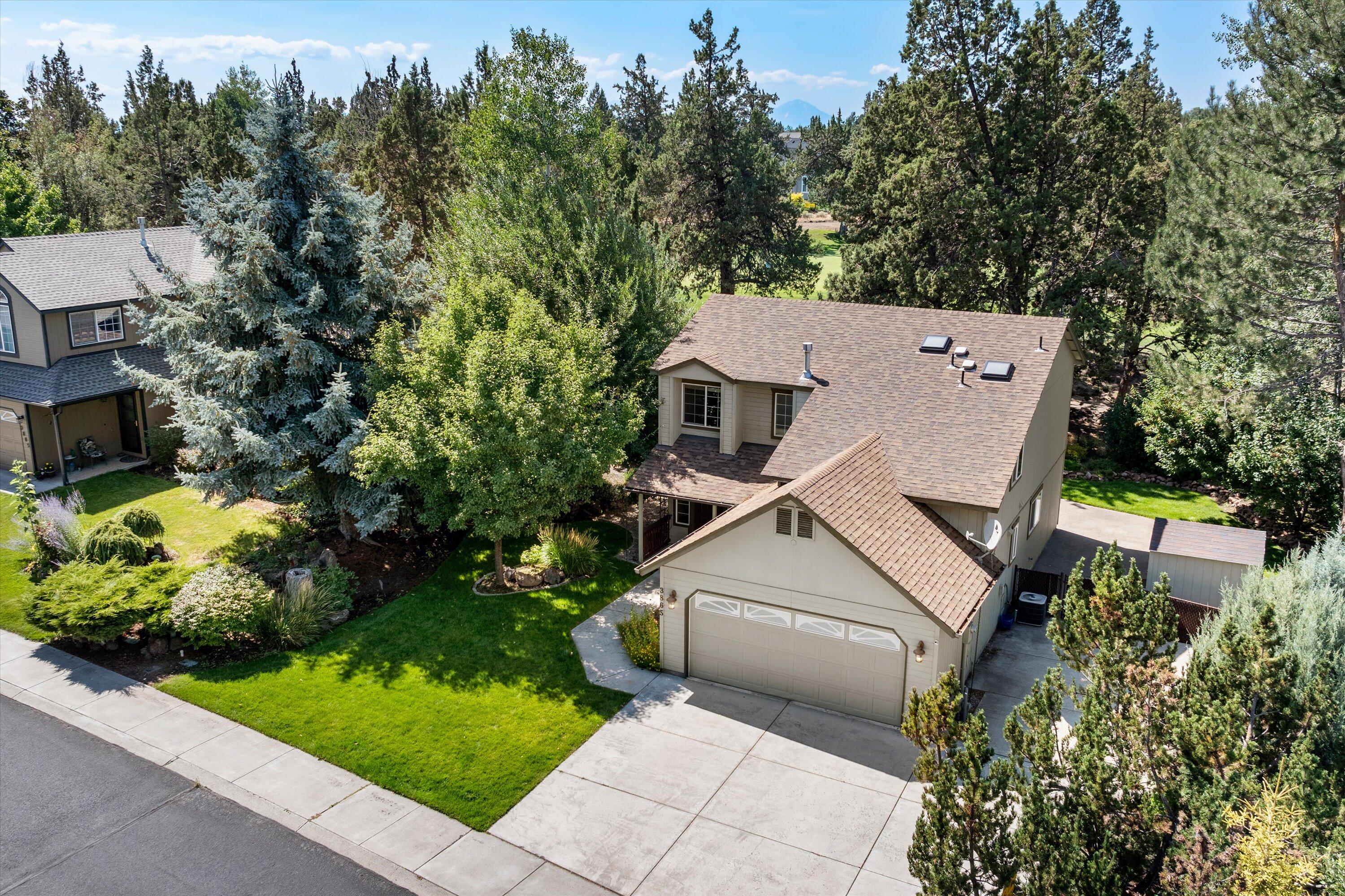 3865 SW Ben Hogan Drive