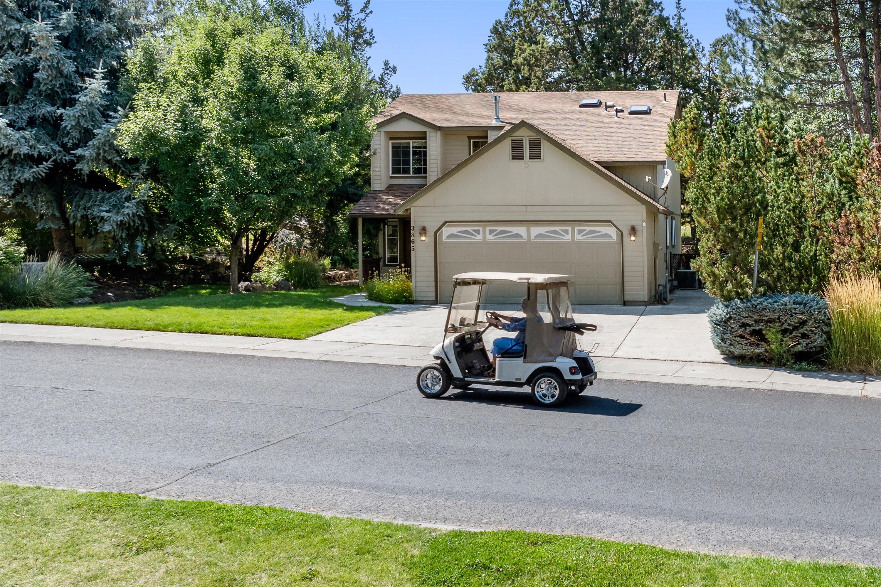 3865 SW Ben Hogan Drive