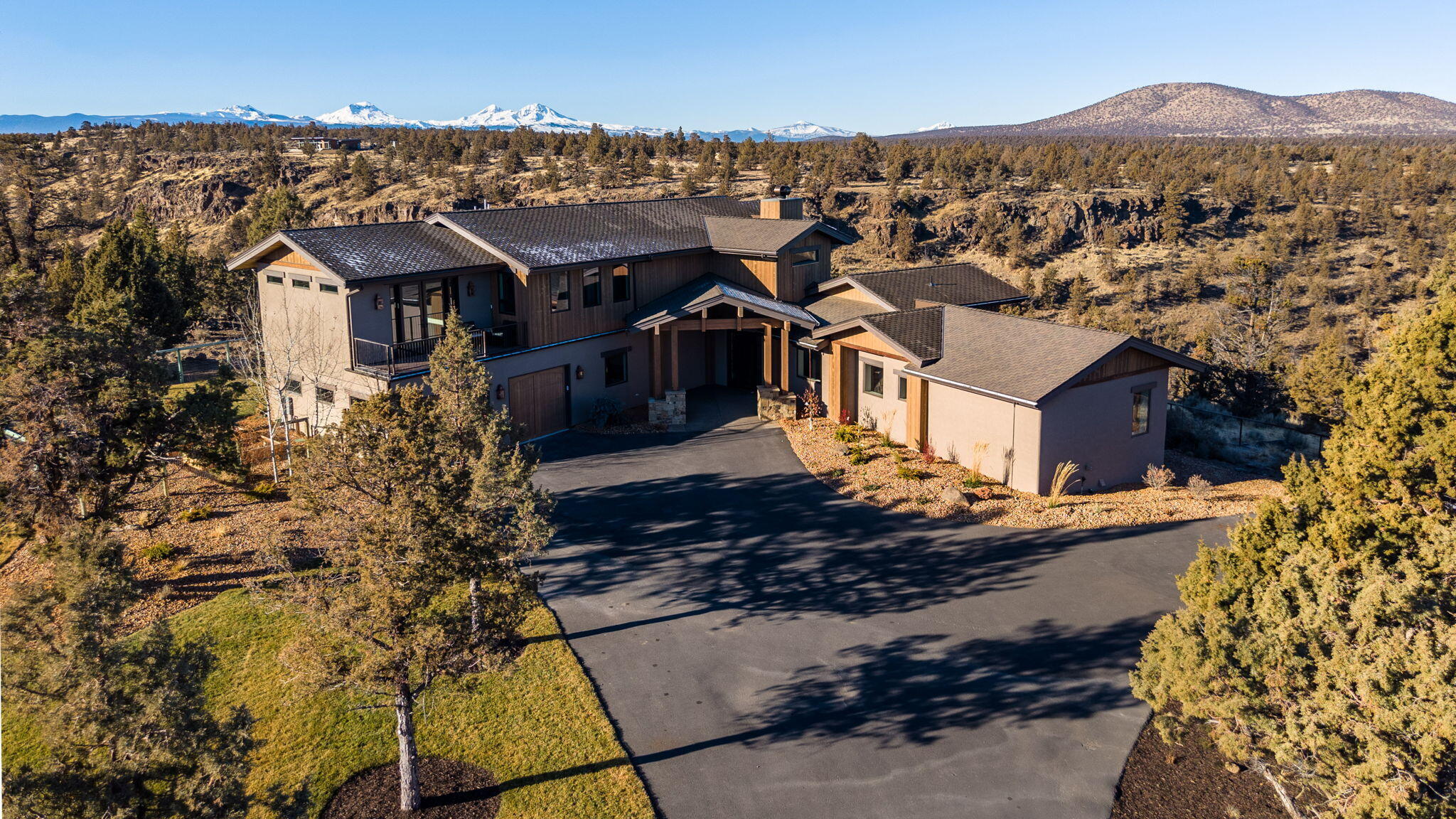 4655 SW Loma Linda Drive