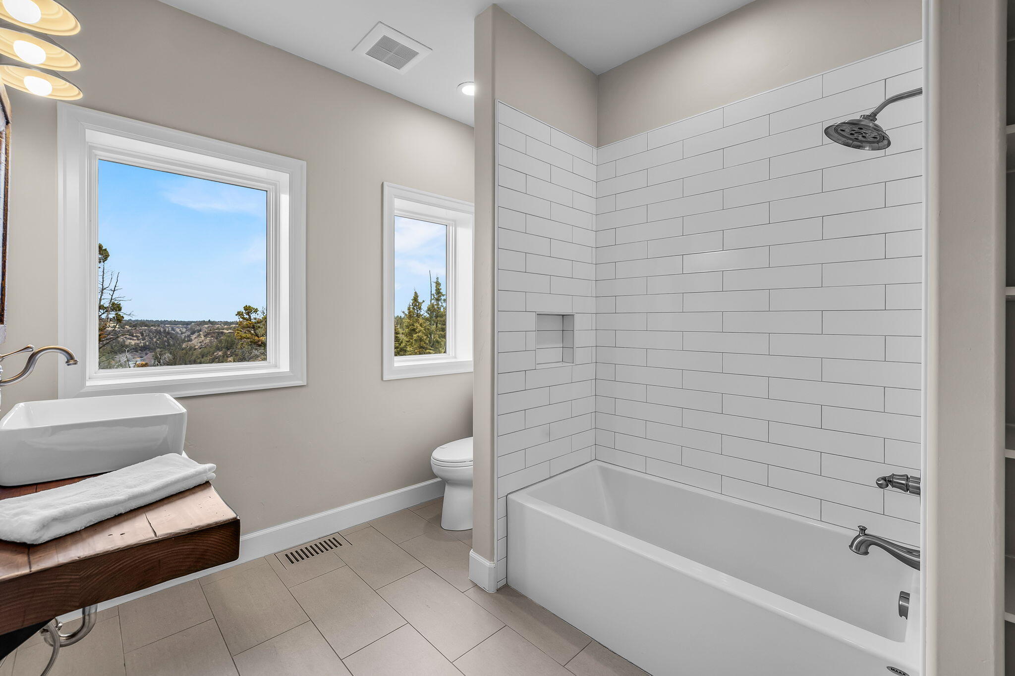 4655 SW Loma Linda Drive