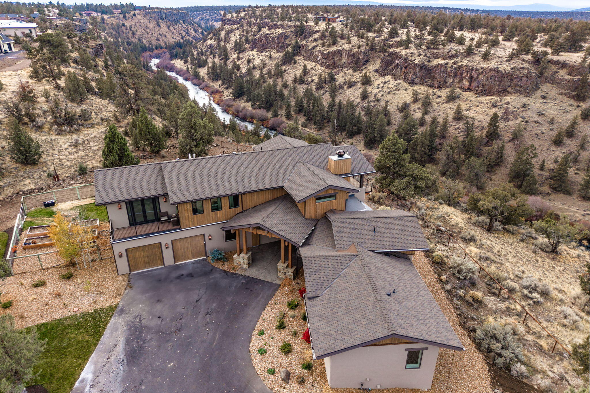 4655 SW Loma Linda Drive