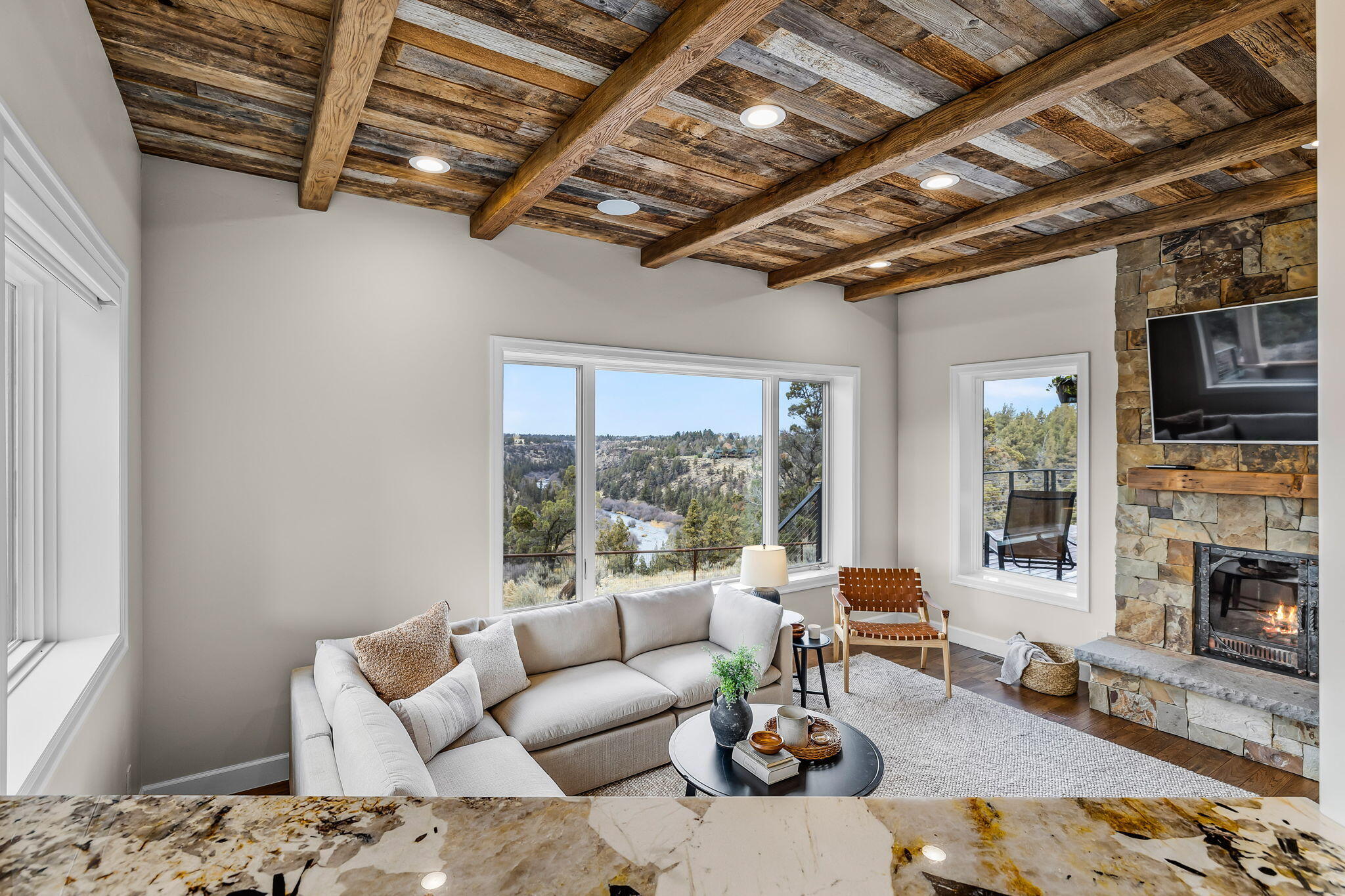 4655 SW Loma Linda Drive