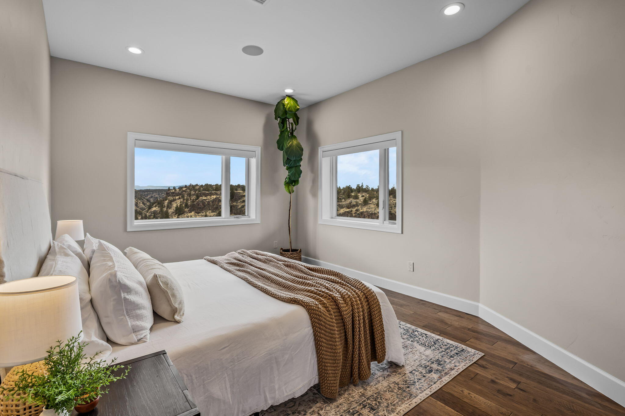 4655 SW Loma Linda Drive