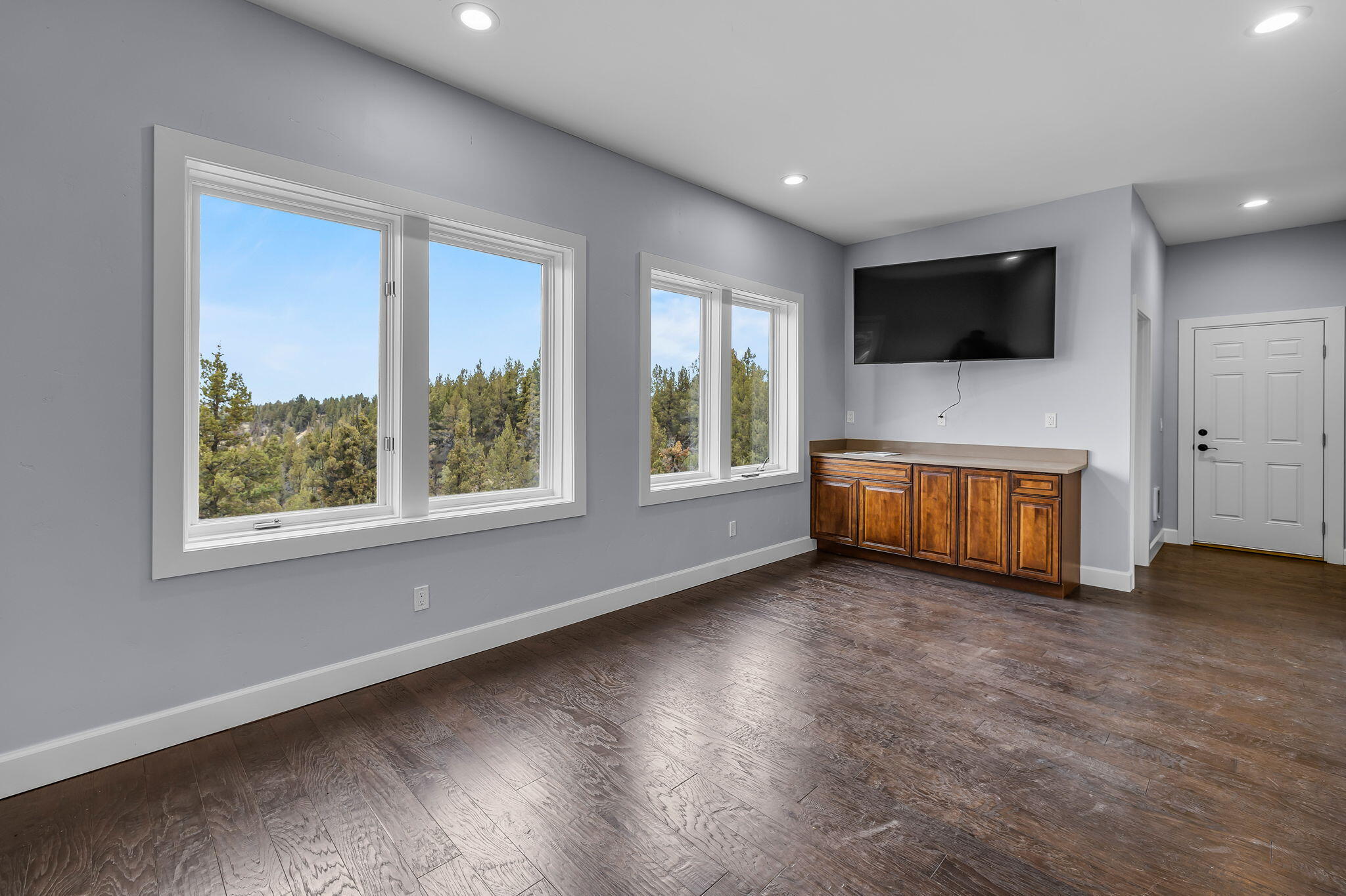 4655 SW Loma Linda Drive