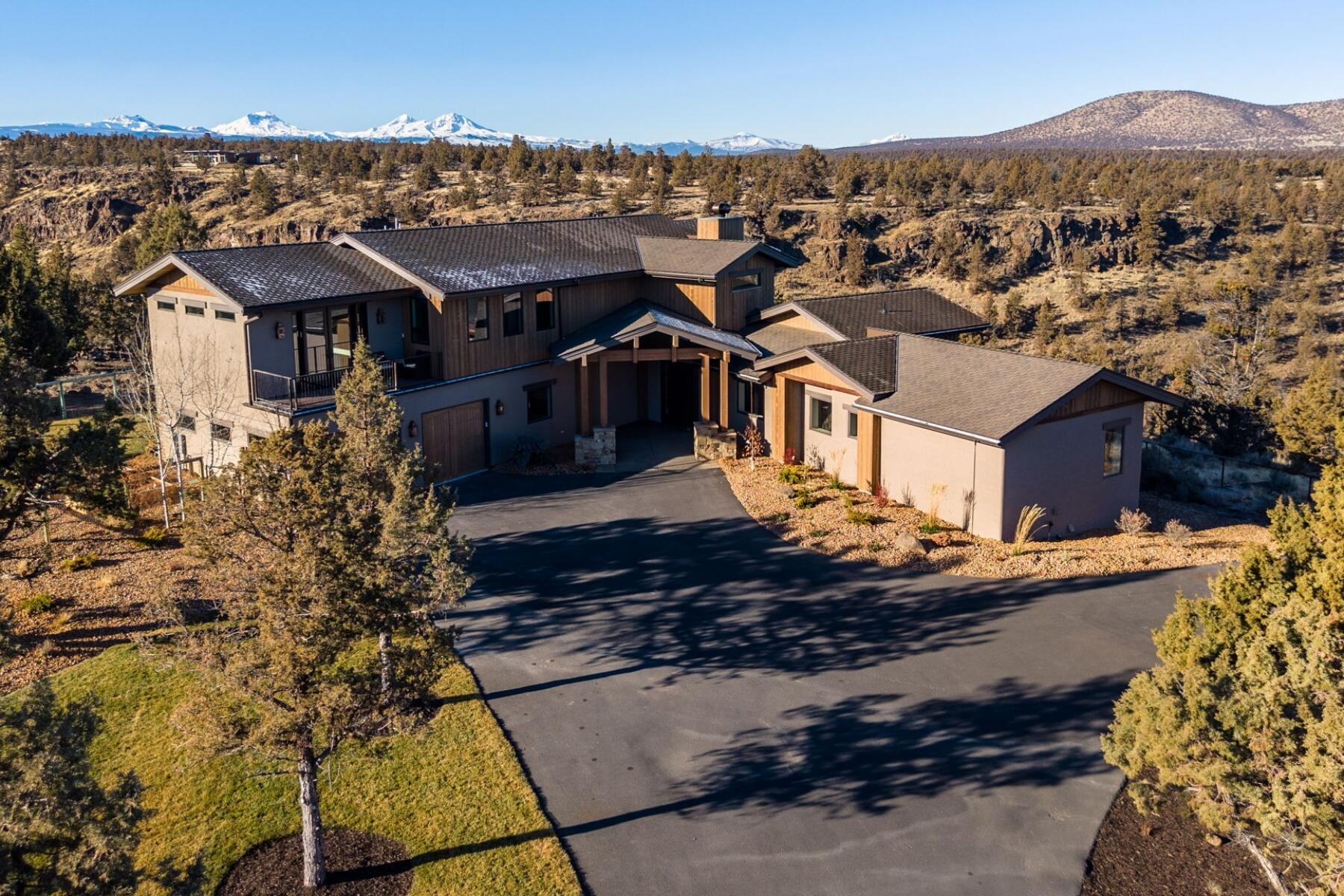 4655 SW Loma Linda Drive