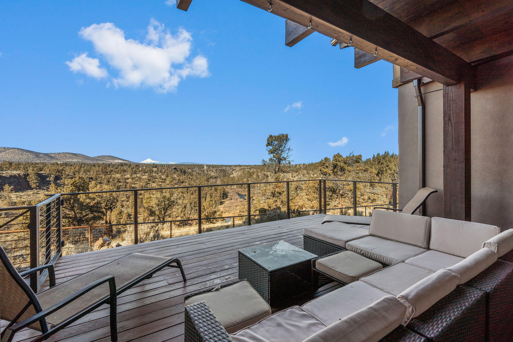 4655 SW Loma Linda Drive