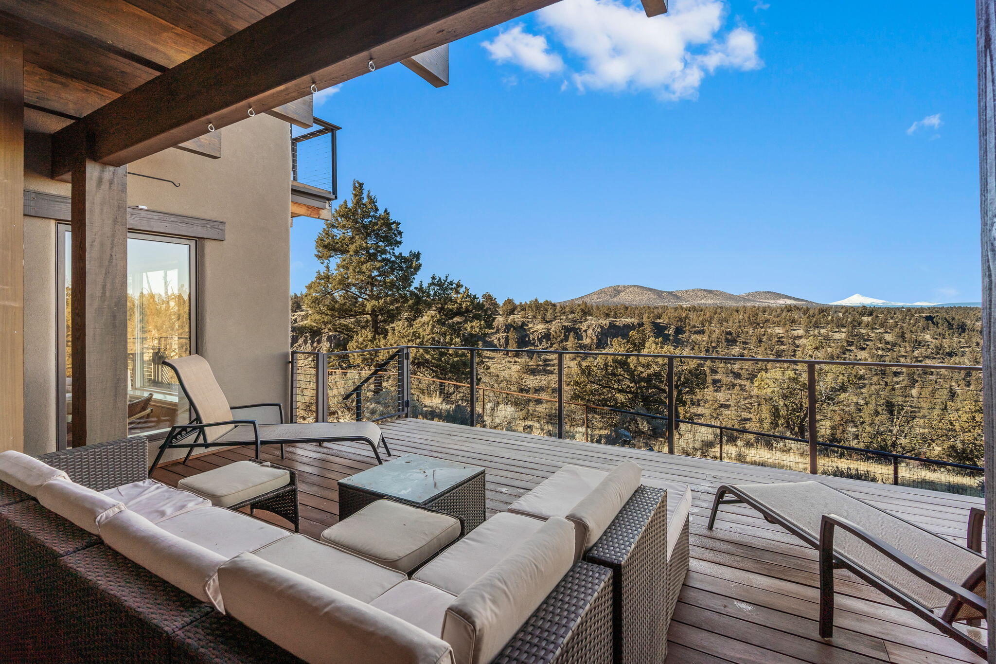 4655 SW Loma Linda Drive