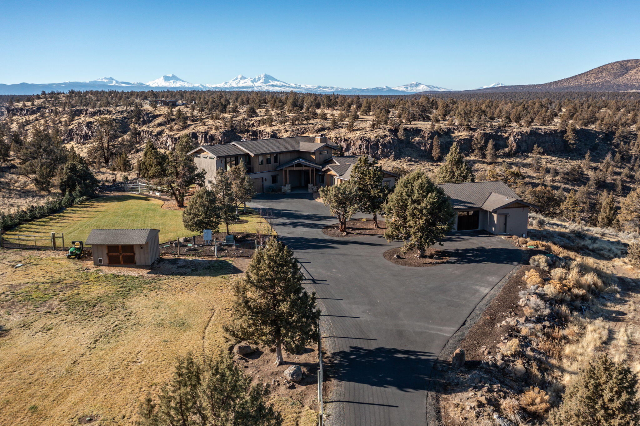 4655 SW Loma Linda Drive