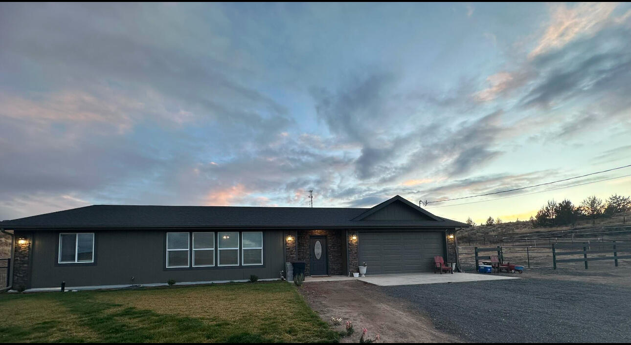 3651 SW Highway 97
