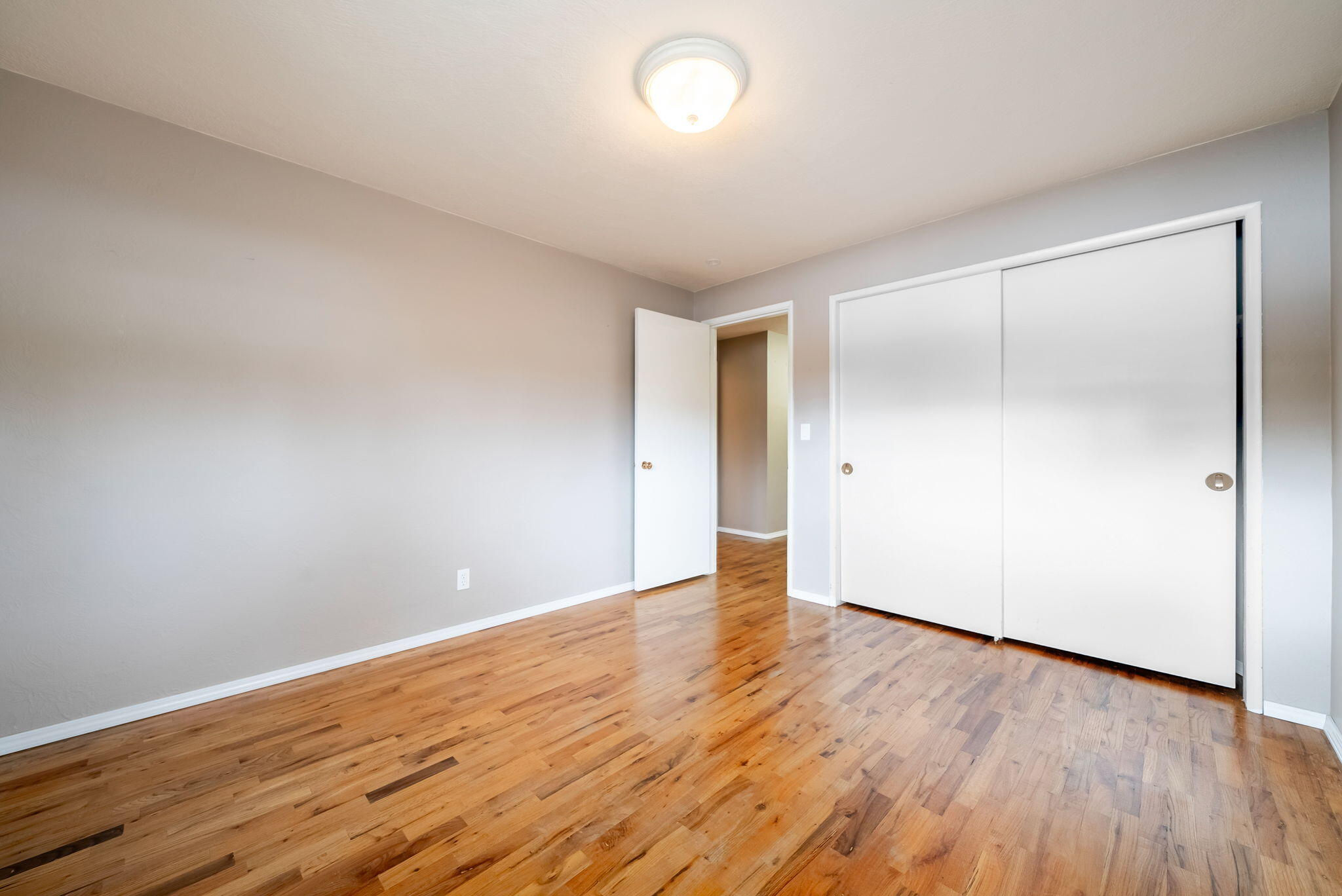 165 SW Crestview Lane