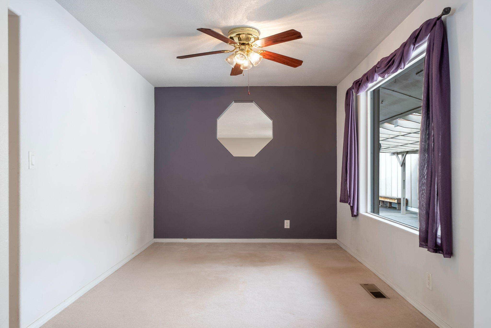 165 SW Crestview Lane