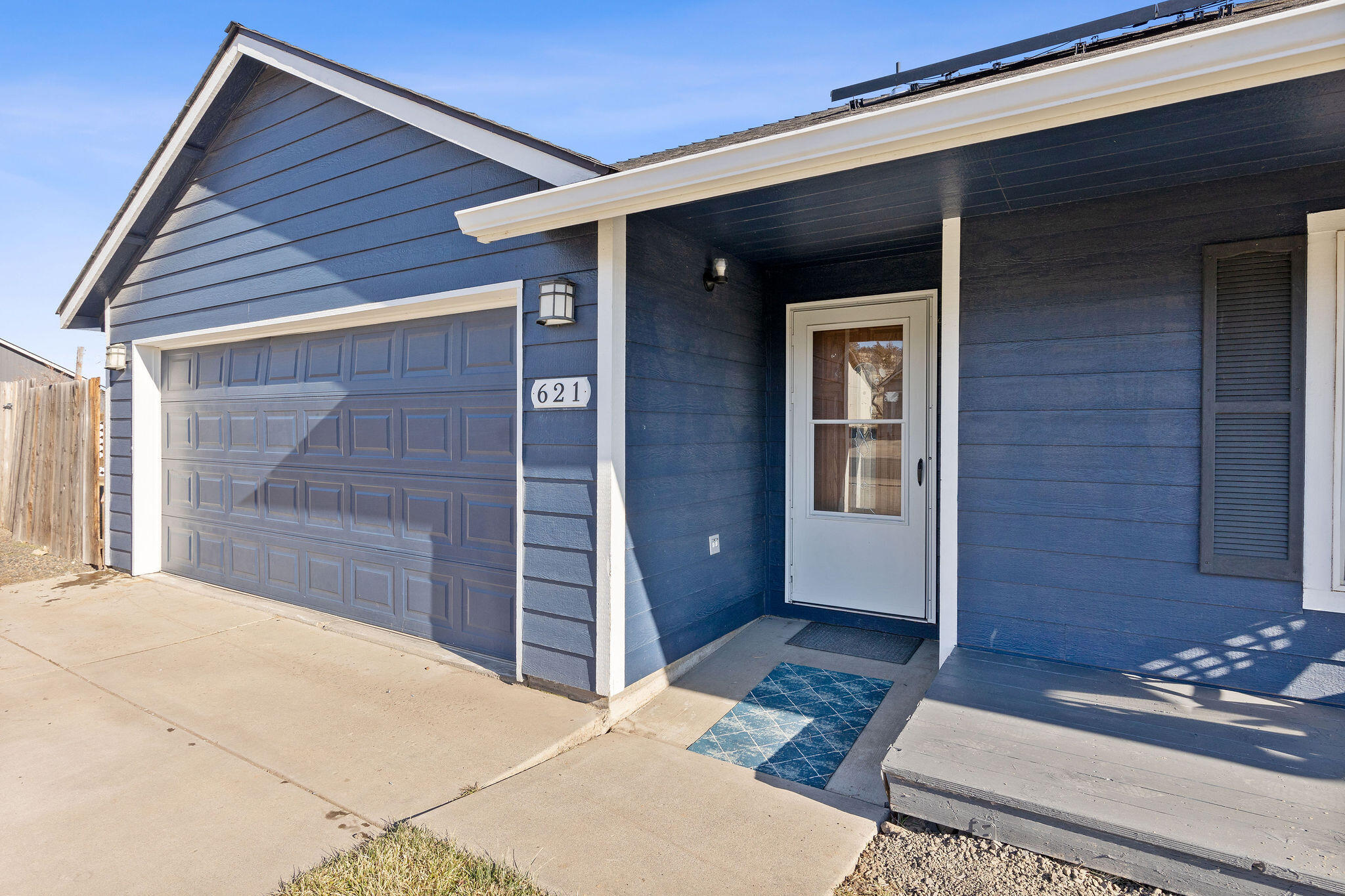 621 SW Cedar Hill Drive