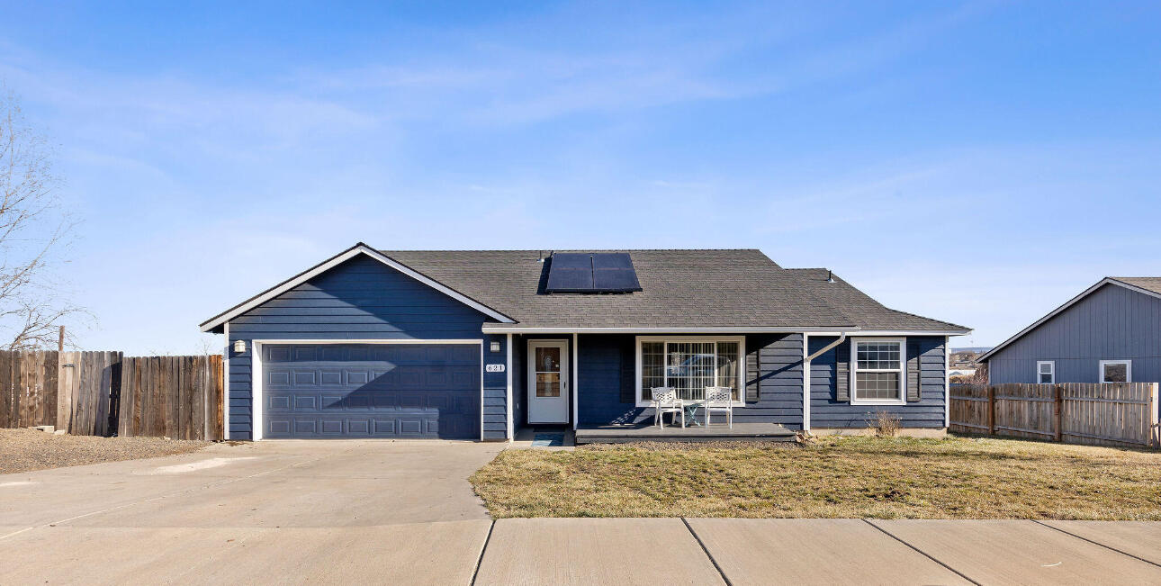 621 SW Cedar Hill Drive