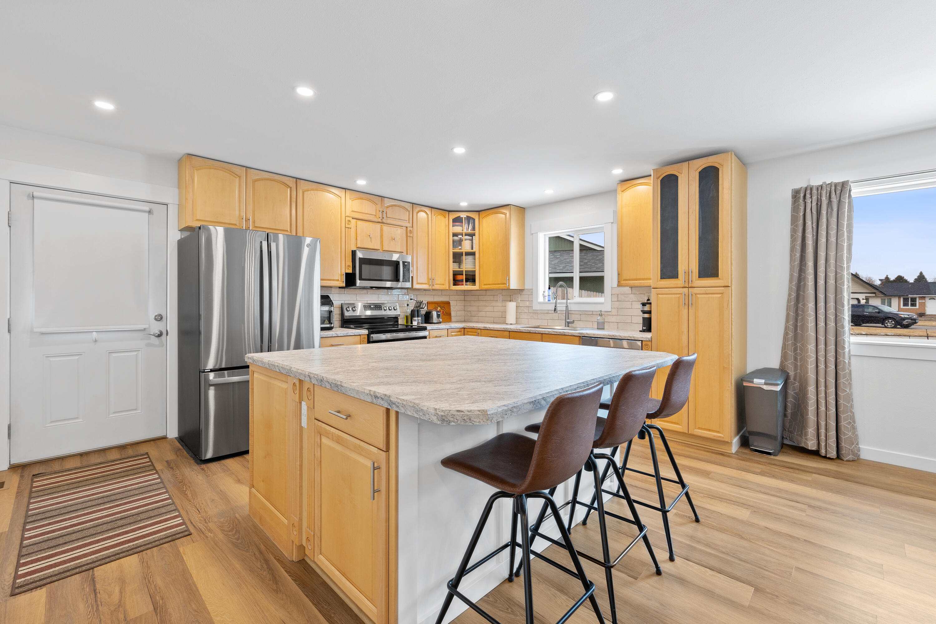 210 E Sage Lane