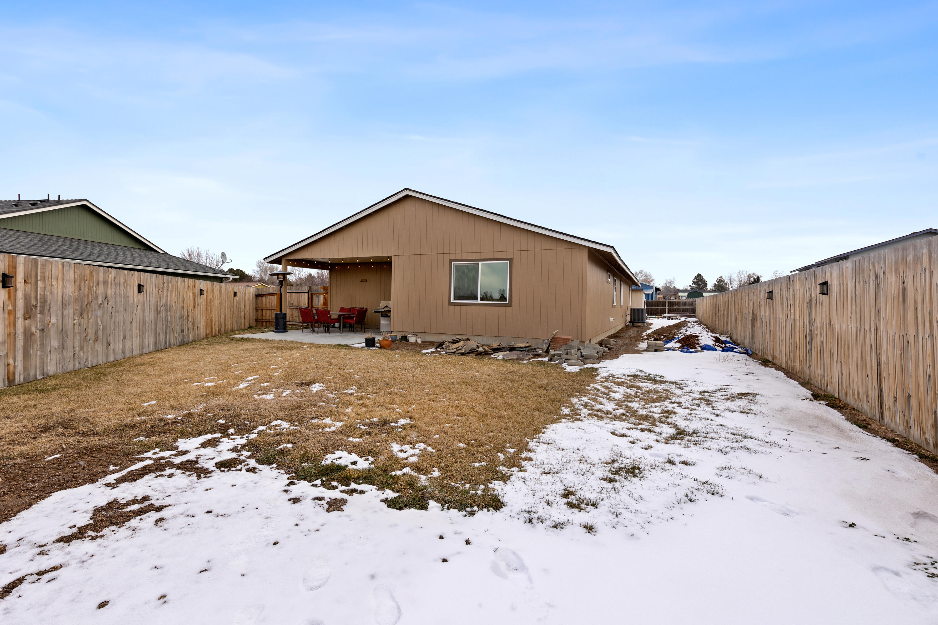 210 E Sage Lane