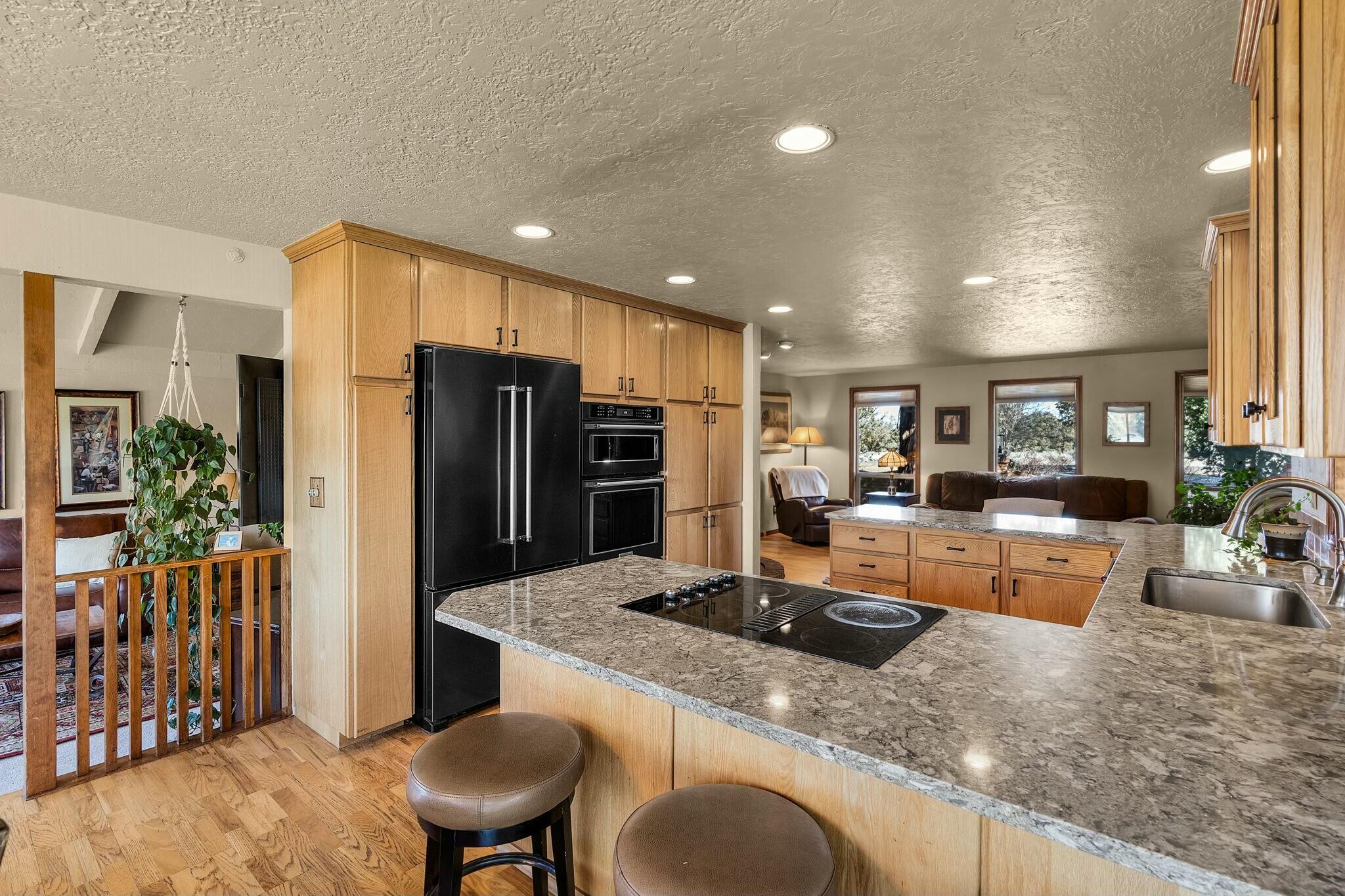 65833 Cori Way