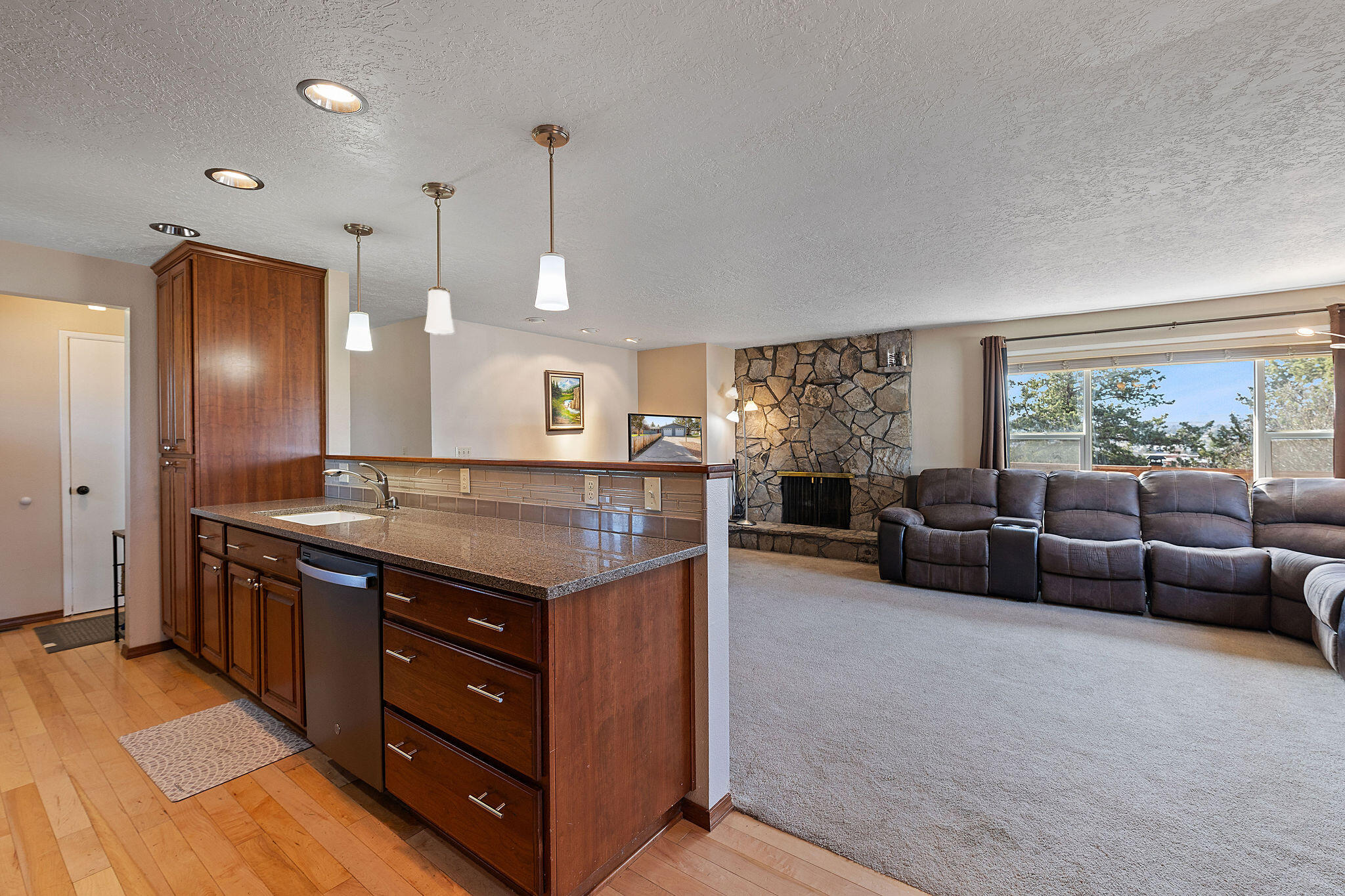409 NE Shady Lane