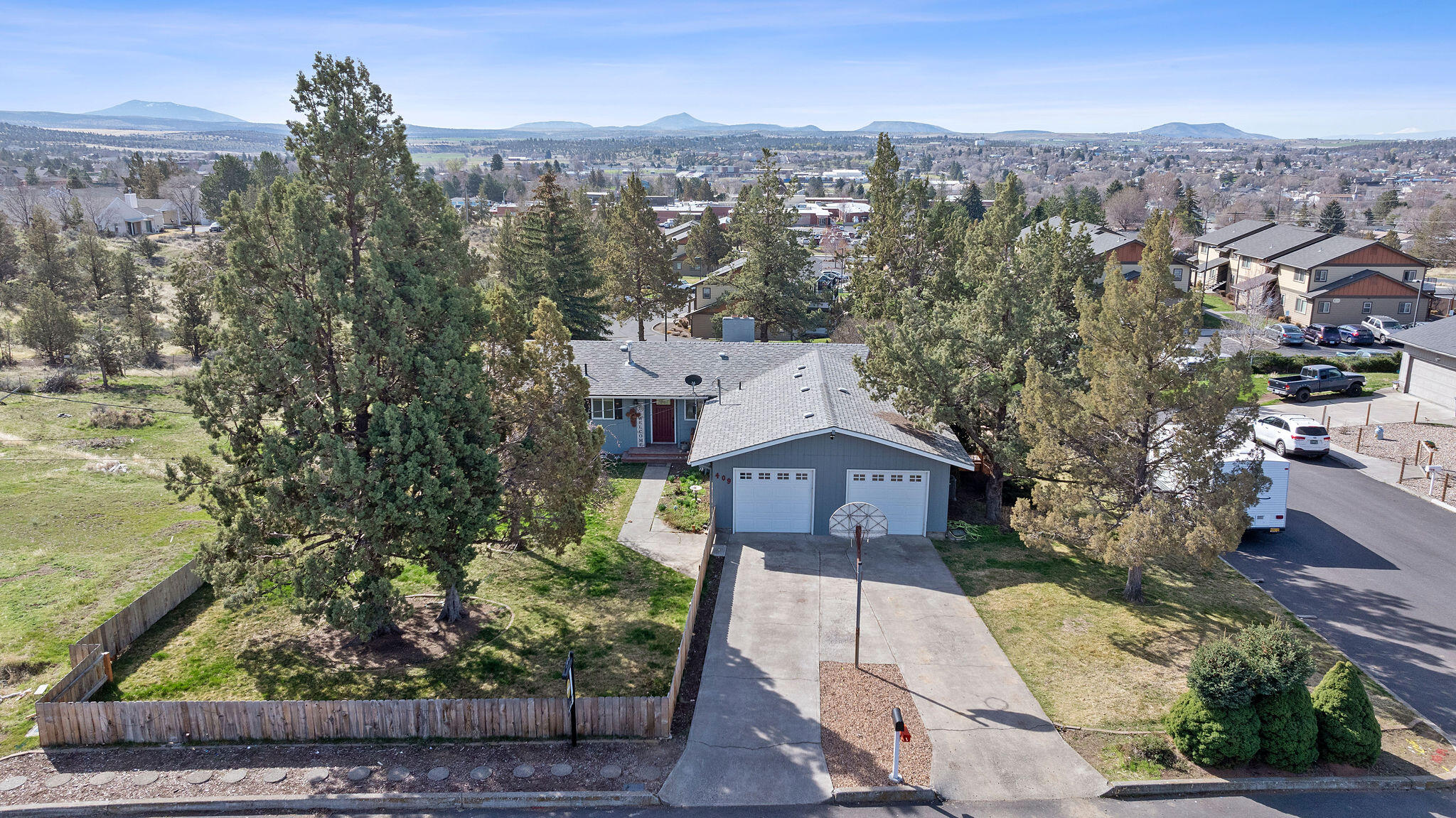409 NE Shady Lane