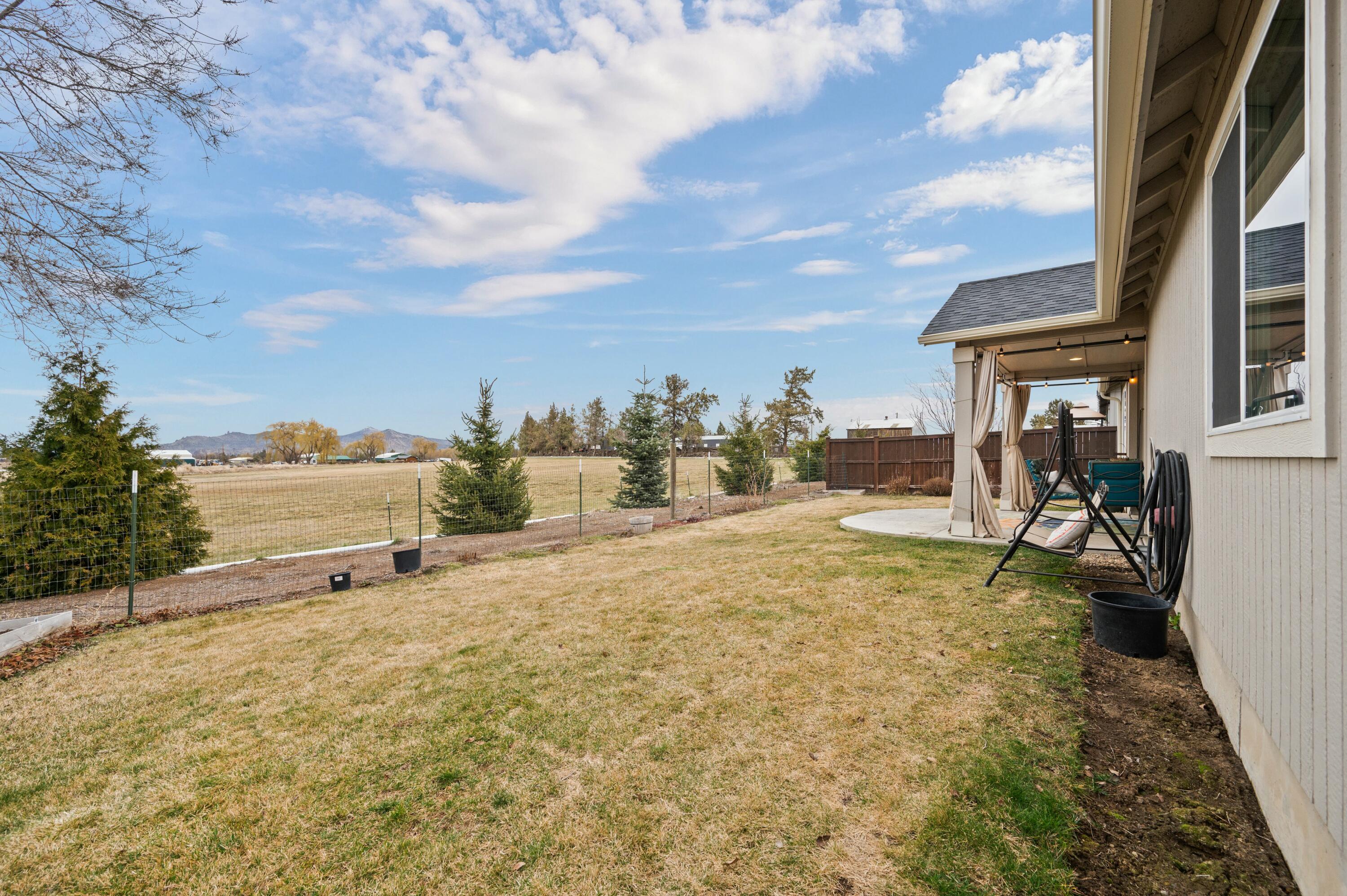 2715 NE 6th Drive