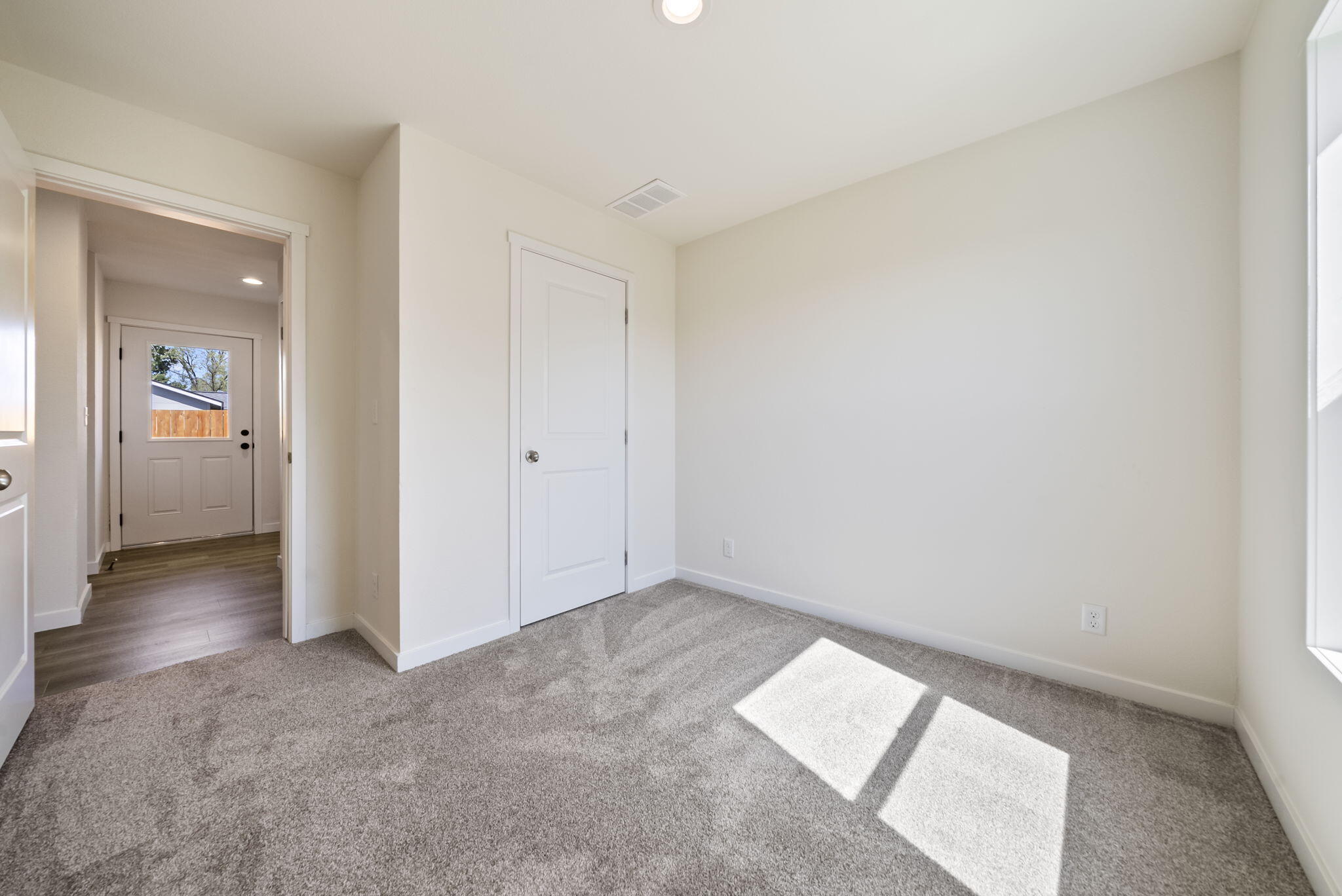 143 Jefferson Avenue