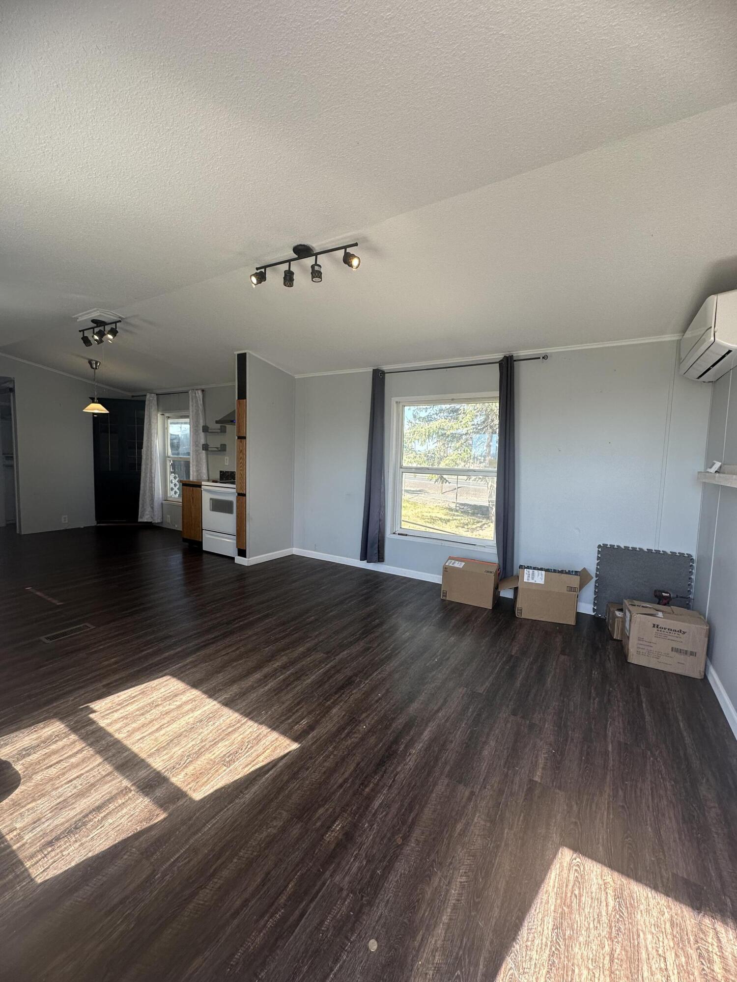346 SW Dover Lane, UNIT 1