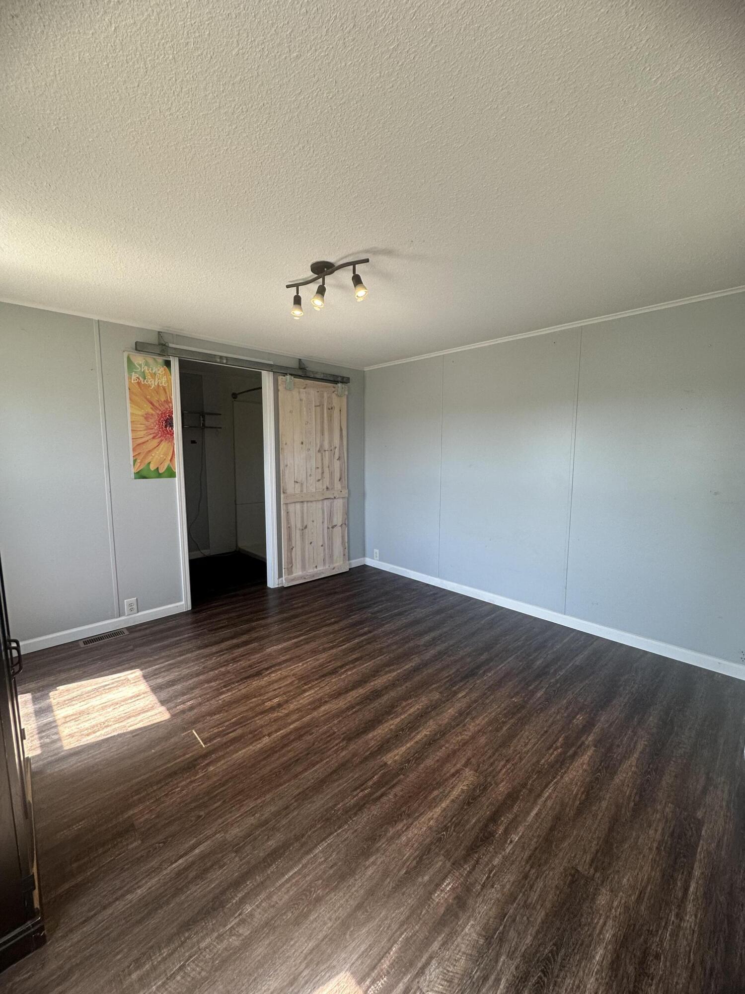 346 SW Dover Lane, UNIT 1