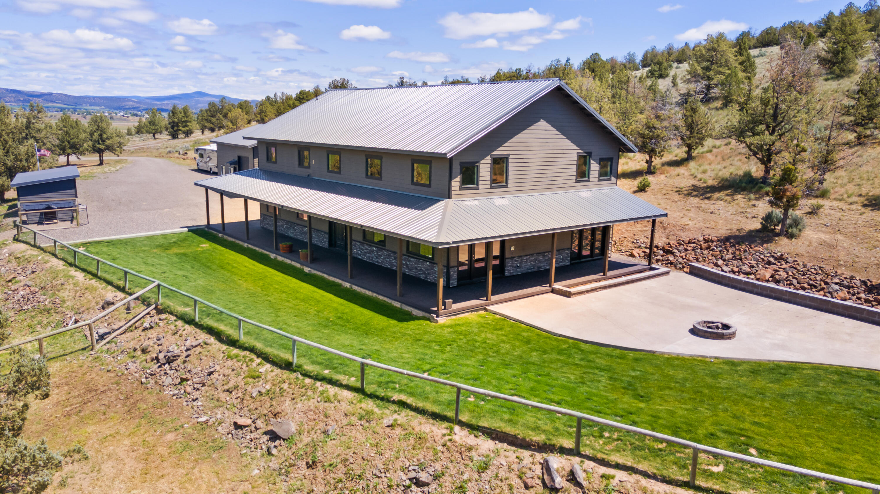 3954 NW Cattle Drive