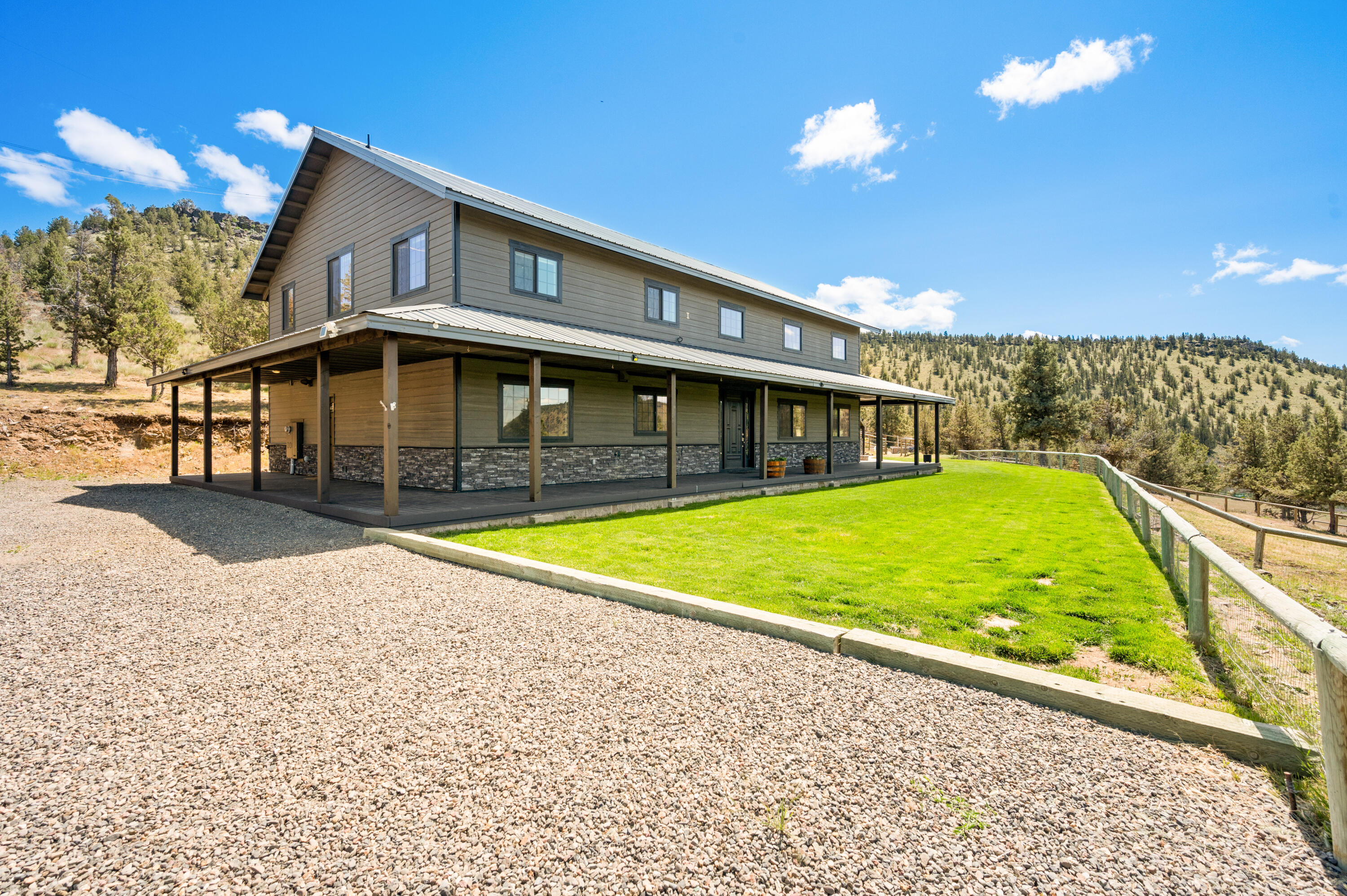 3954 NW Cattle Drive