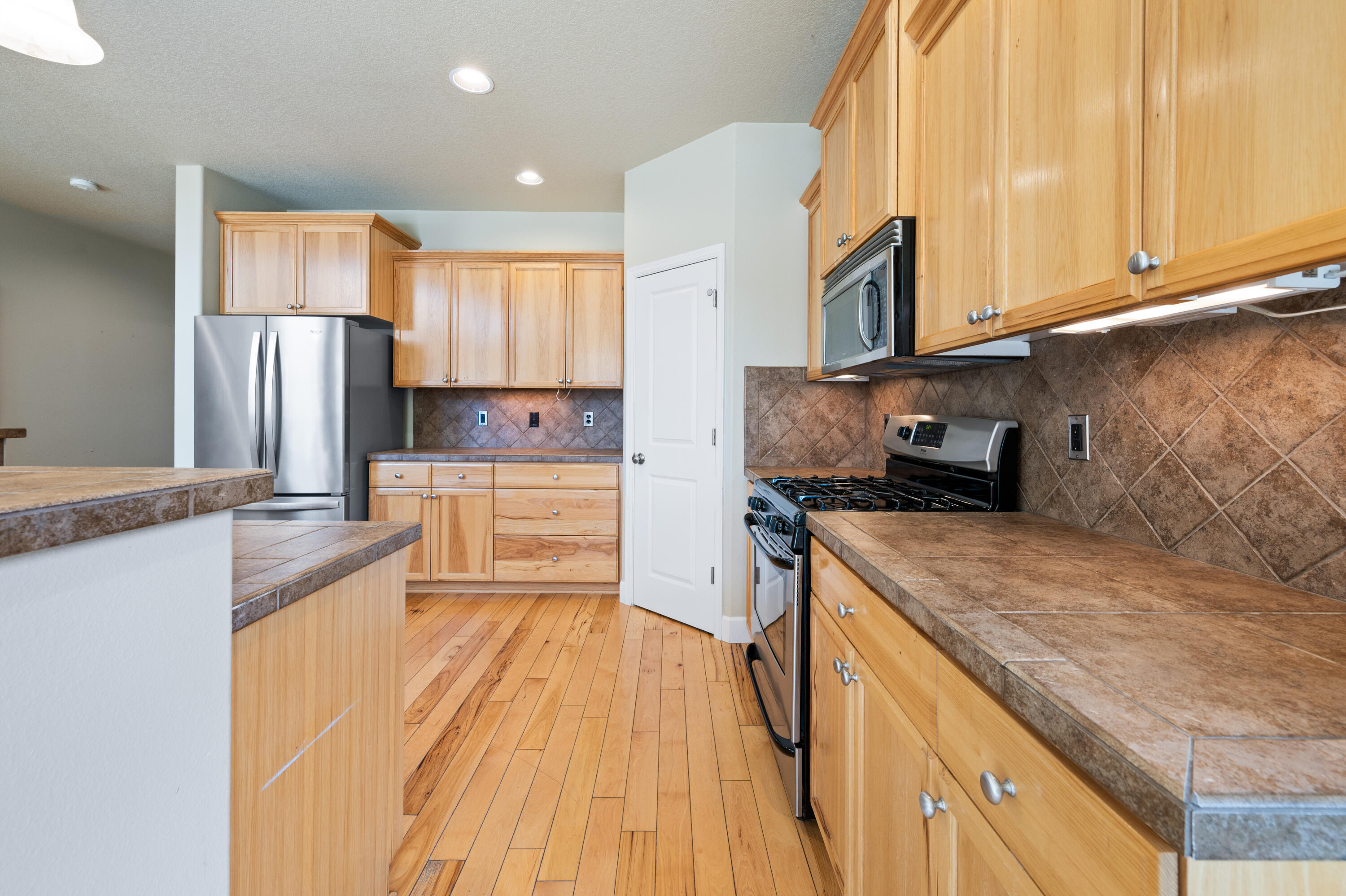 773 NW 28th Loop