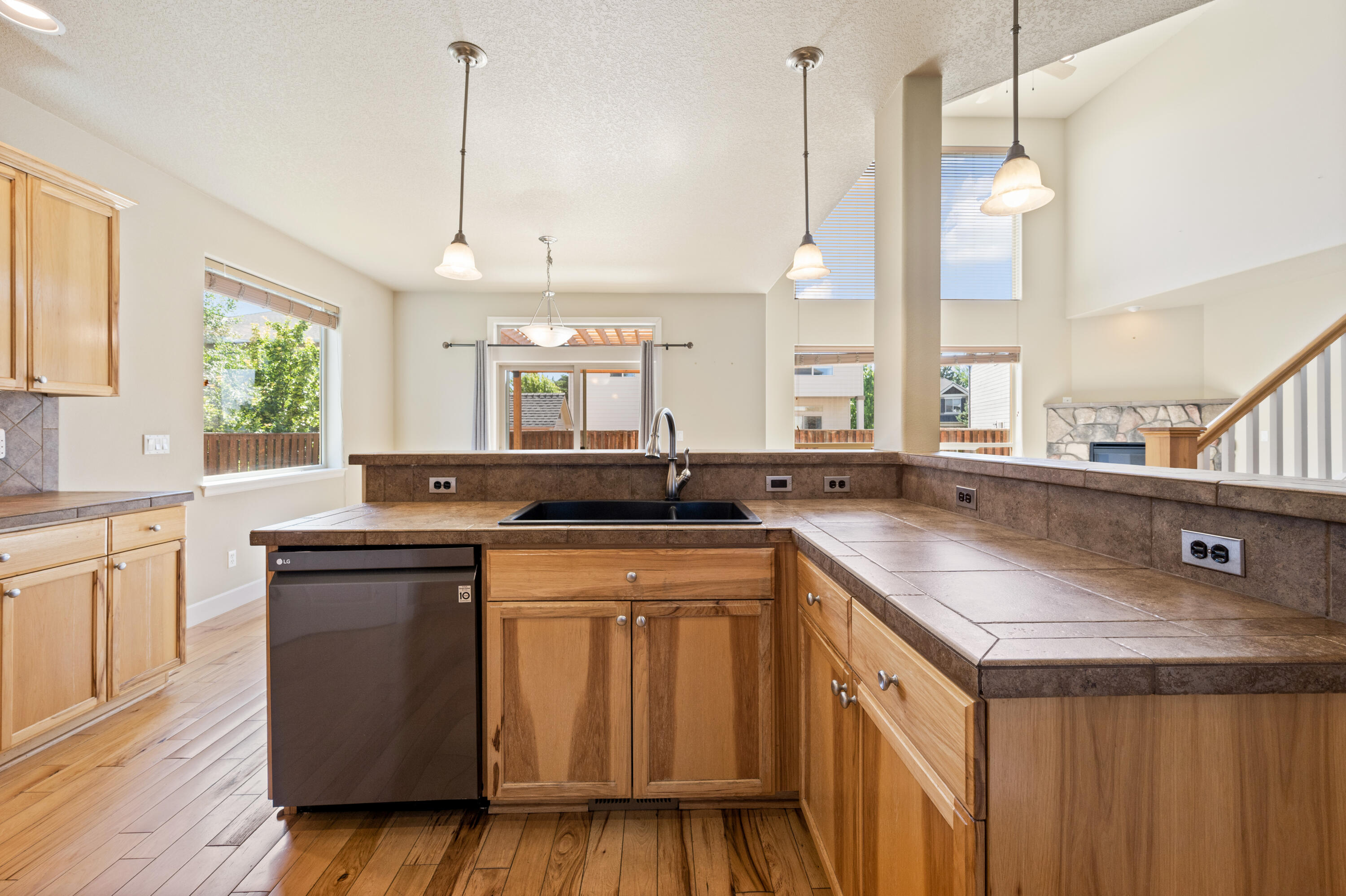 773 NW 28th Loop
