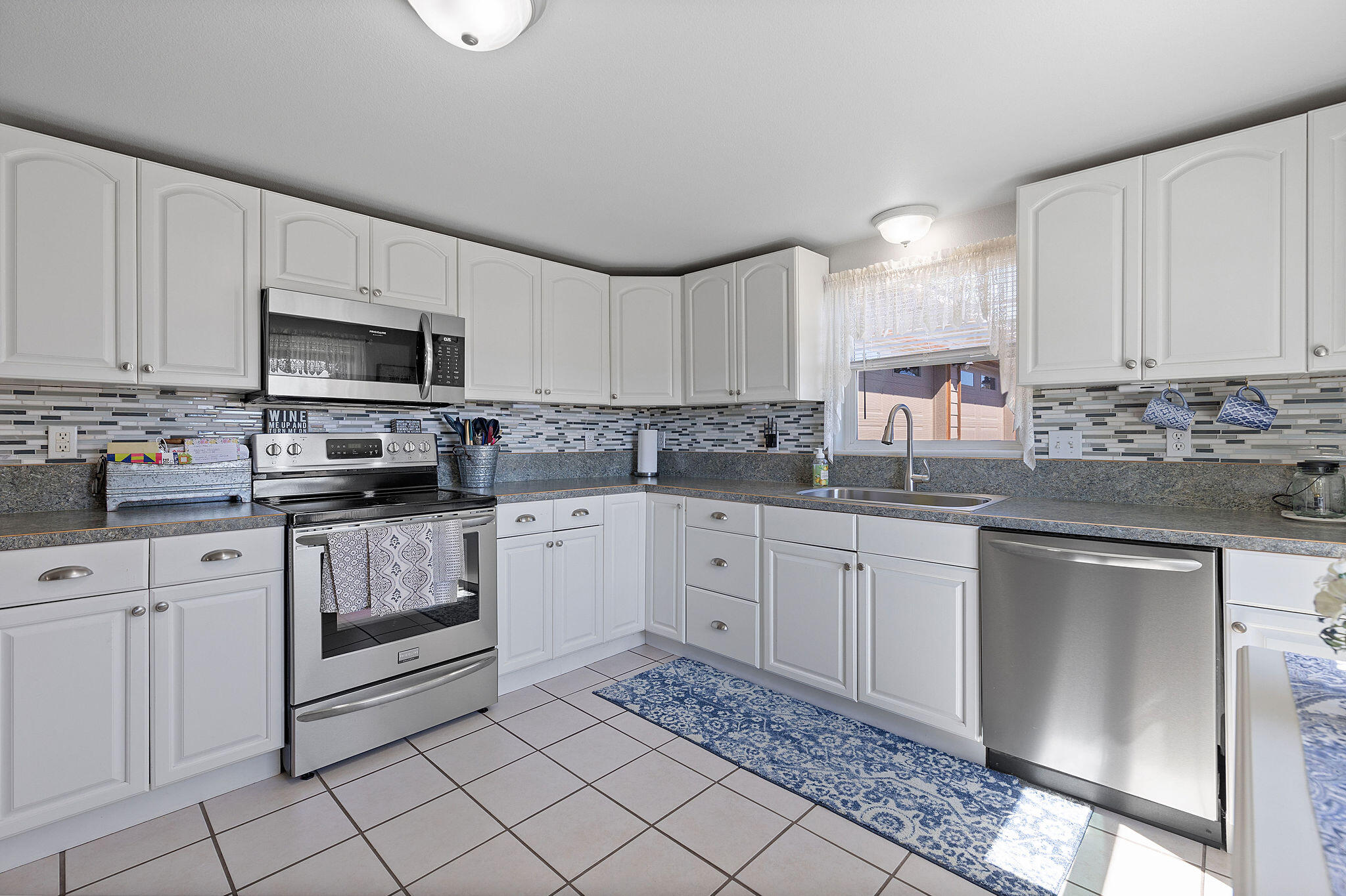 1720 SW Culver Highway