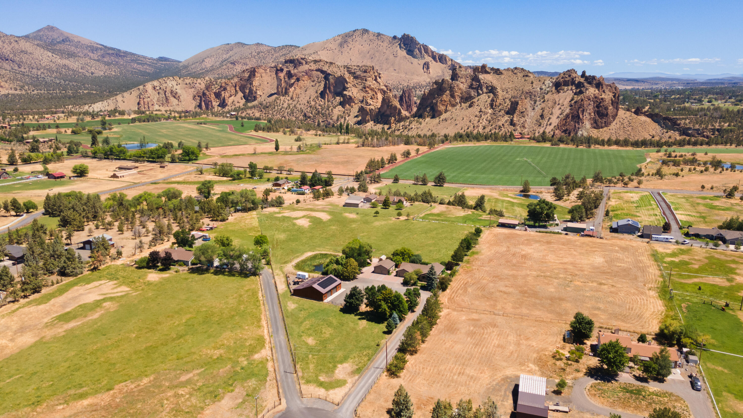 9328 NE 5th Street