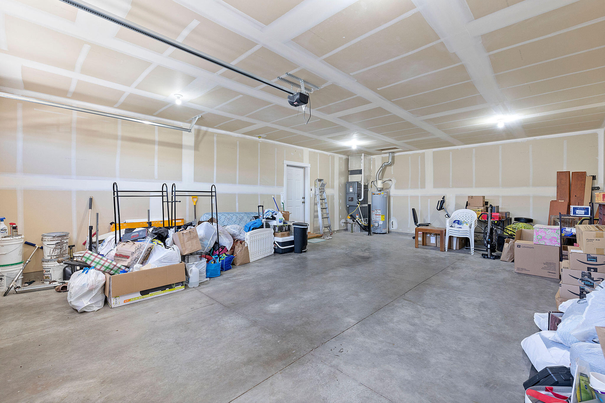 976 SE Maui Lane