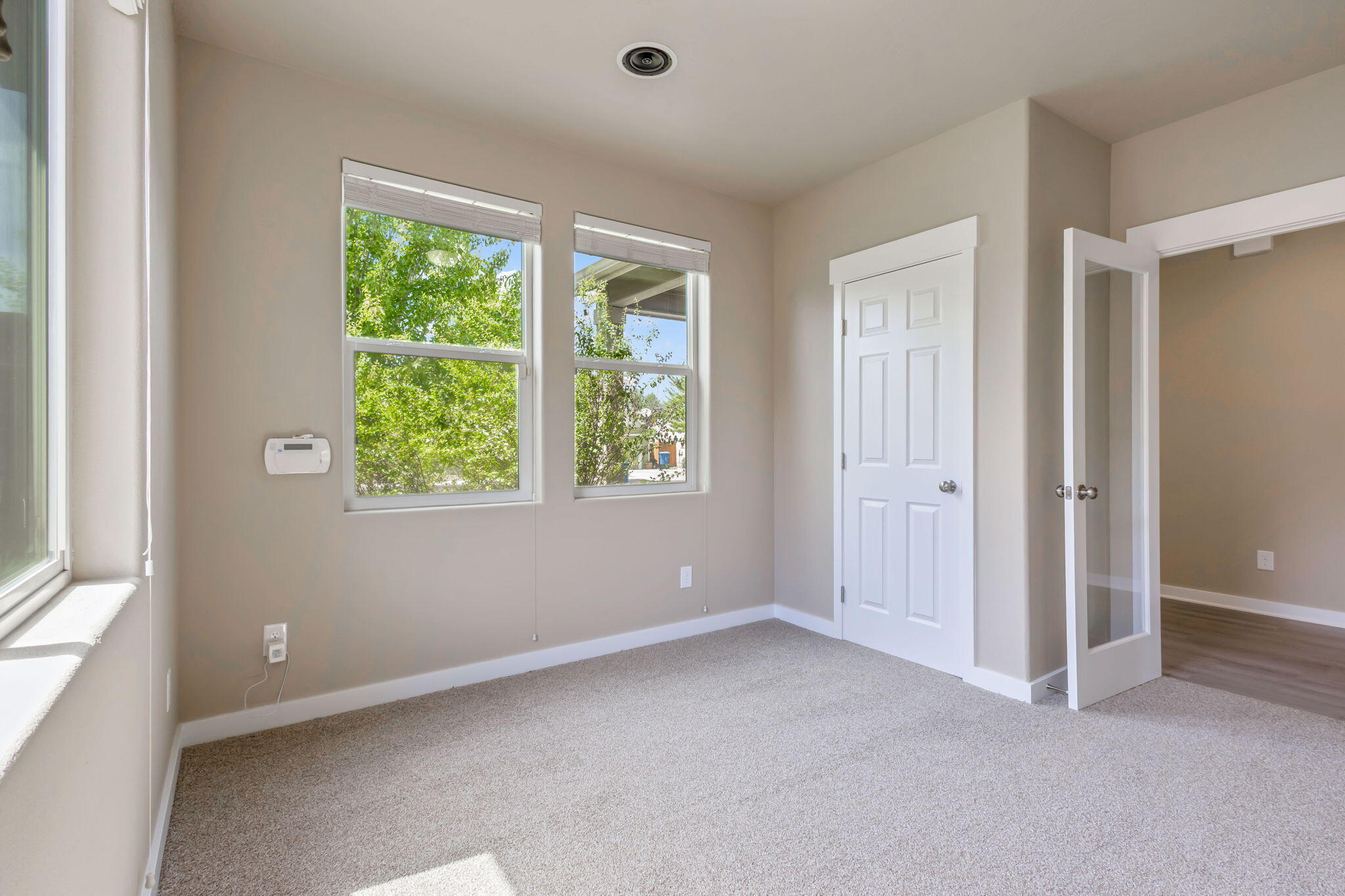 815 NW Green Forest Circle