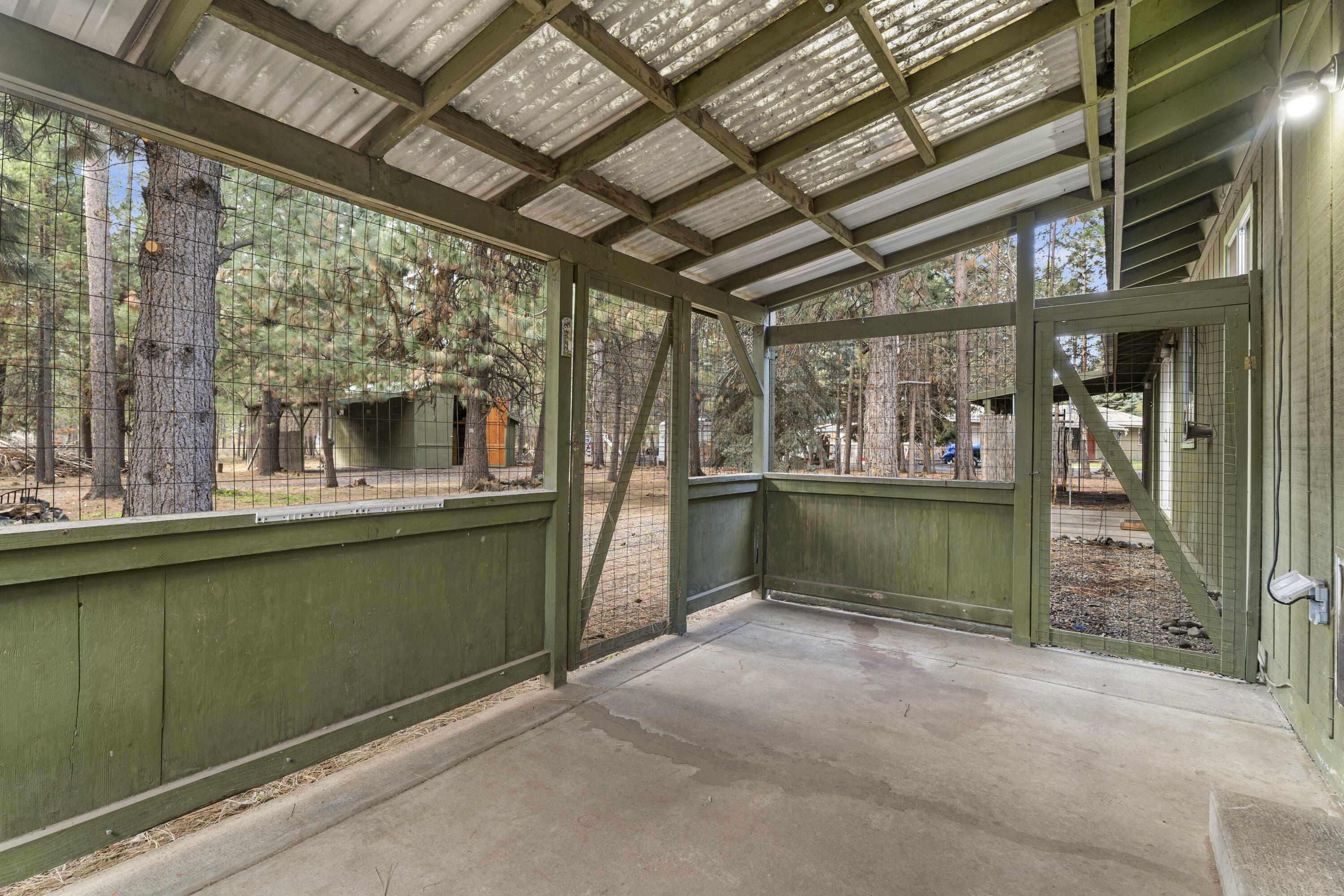 15969 Green Forest Road