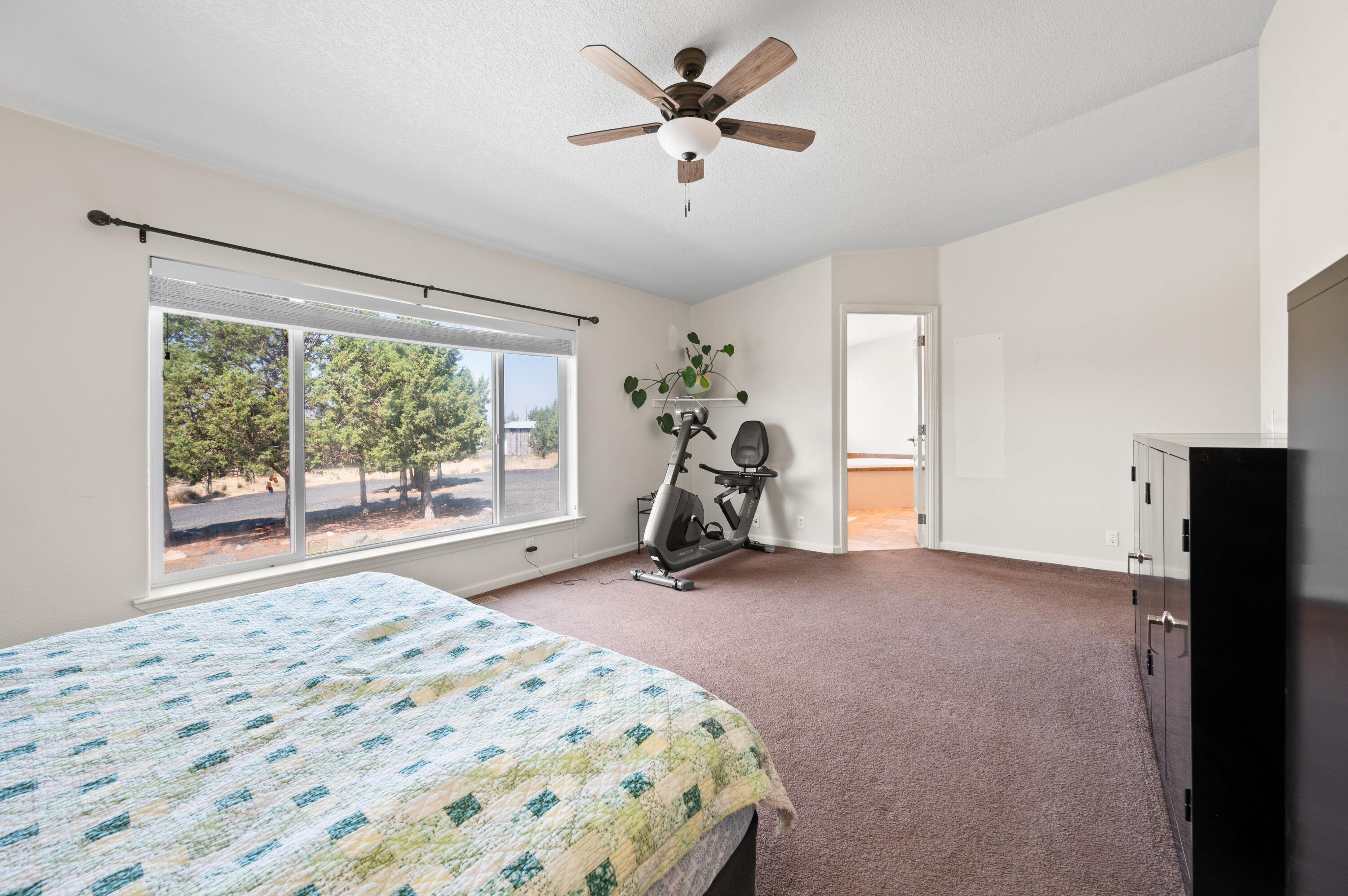 4730 SE Umatilla Loop